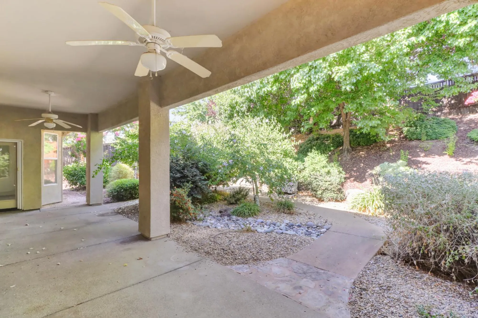 Property Slideshow image 21 of 25 | 3501 saberton ct, Rocklin, CA, 95765