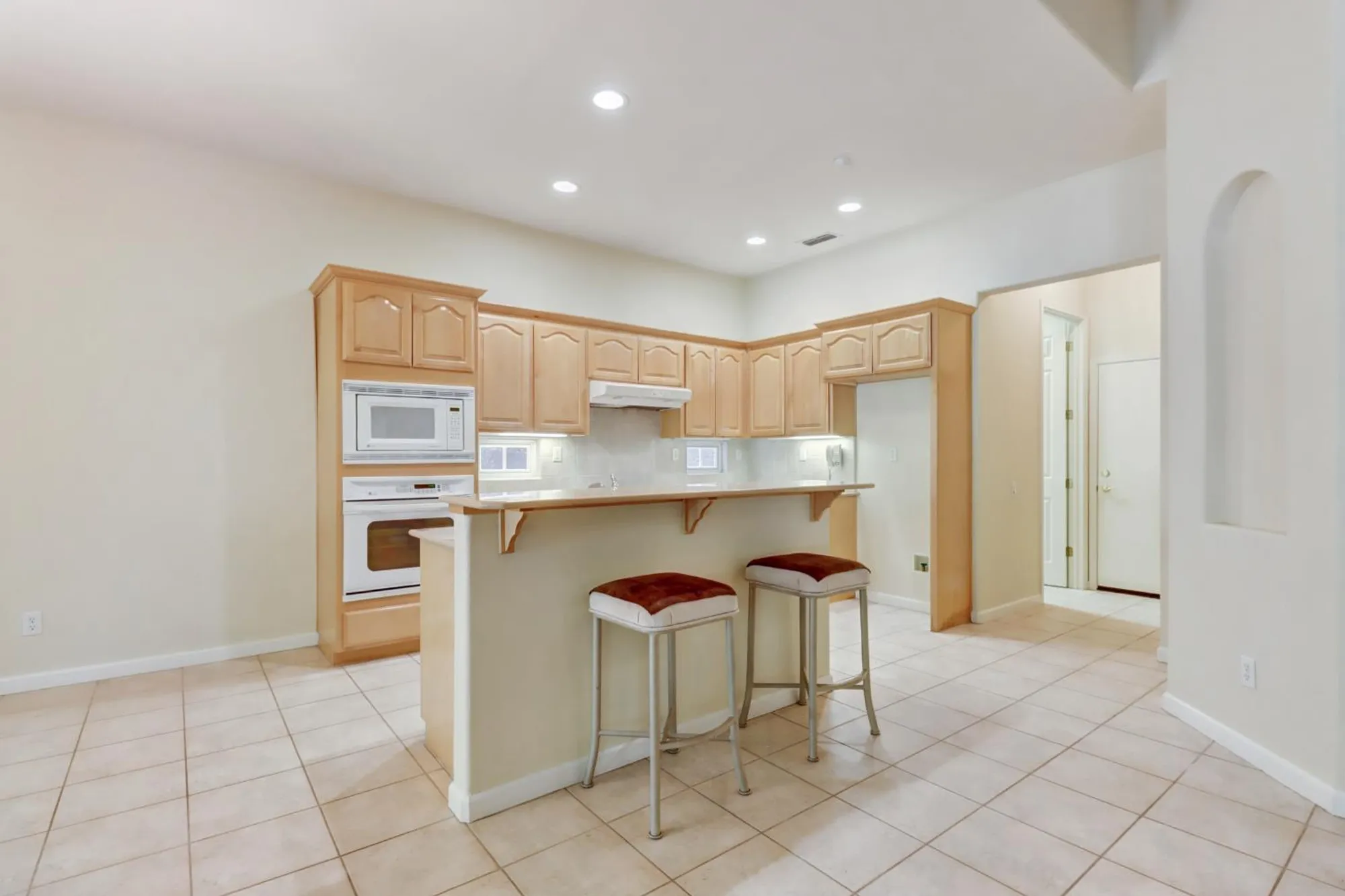 Property Slideshow image 2 of 25 | 3501 saberton ct, Rocklin, CA, 95765