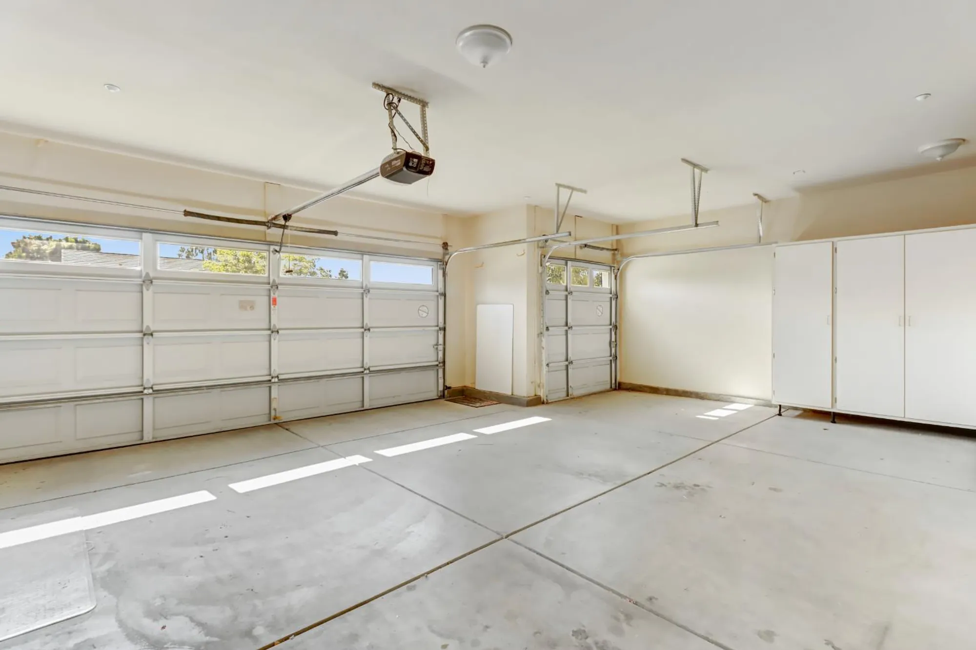 Property Slideshow image 20 of 25 | 3501 saberton ct, Rocklin, CA, 95765