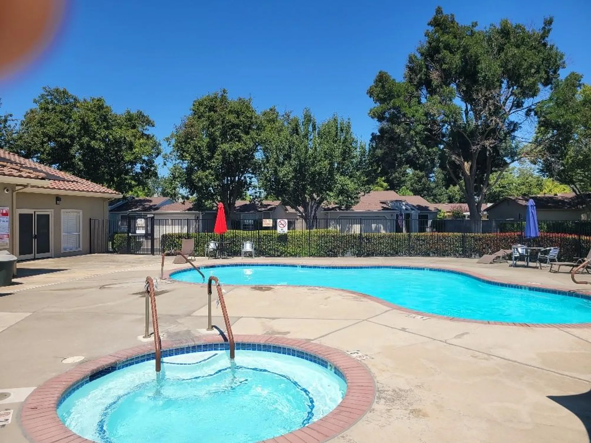 Property Slideshow image 29 of 31 | 7407 sunborough ln, Sacramento, CA, 95828