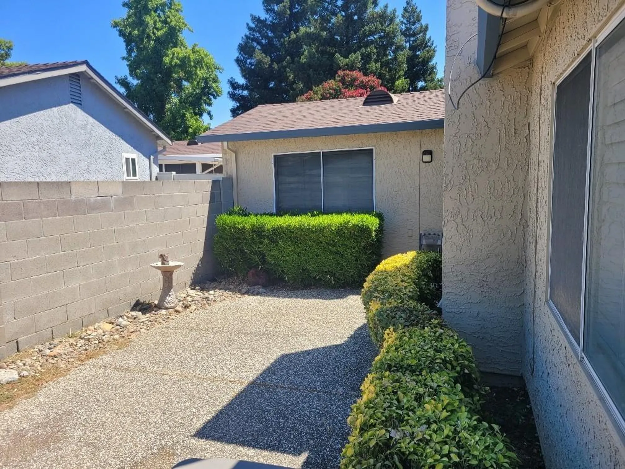 Property Slideshow image 24 of 31 | 7407 sunborough ln, Sacramento, CA, 95828
