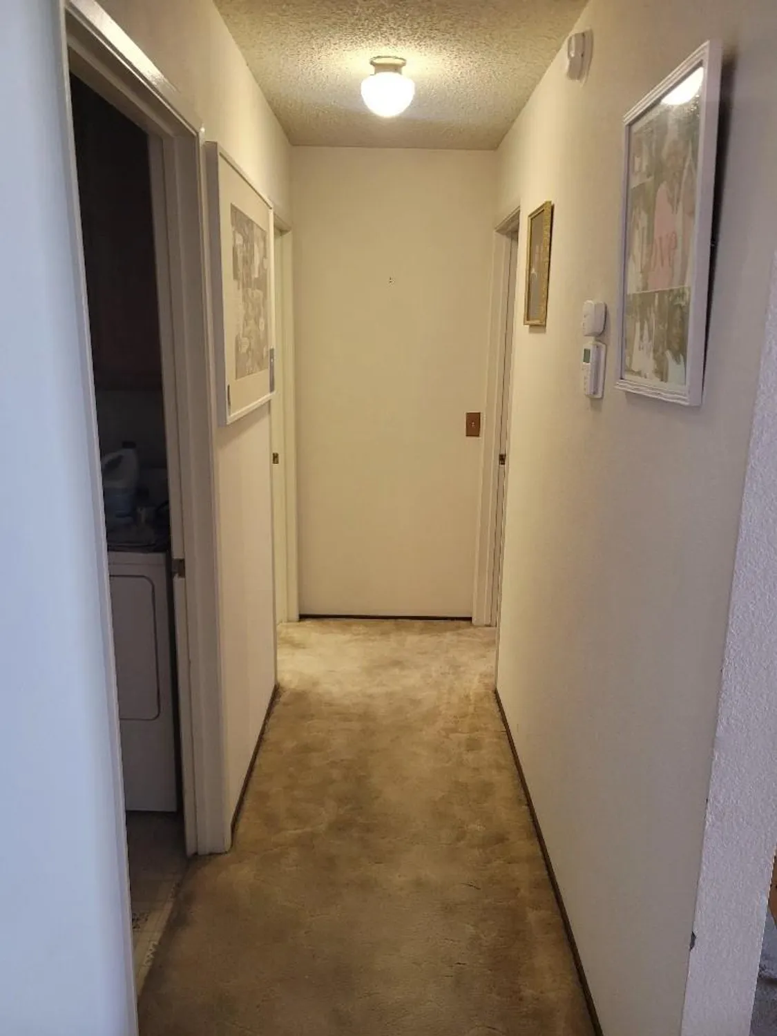 Property Slideshow image 9 of 31 | 7407 sunborough ln, Sacramento, CA, 95828