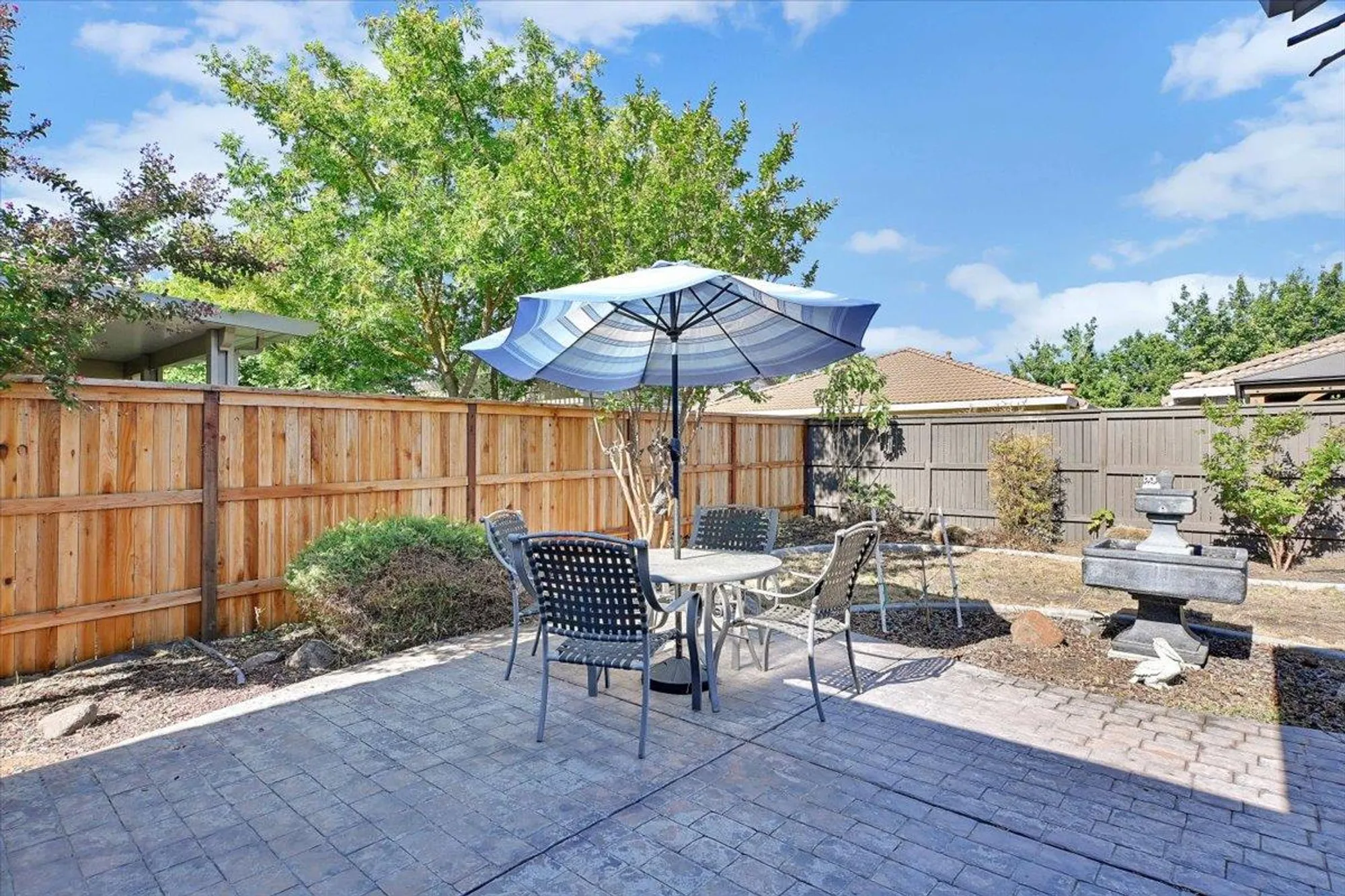 Property Slideshow image 32 of 60 | 470 pelican bay cir, Sacramento, CA, 95835