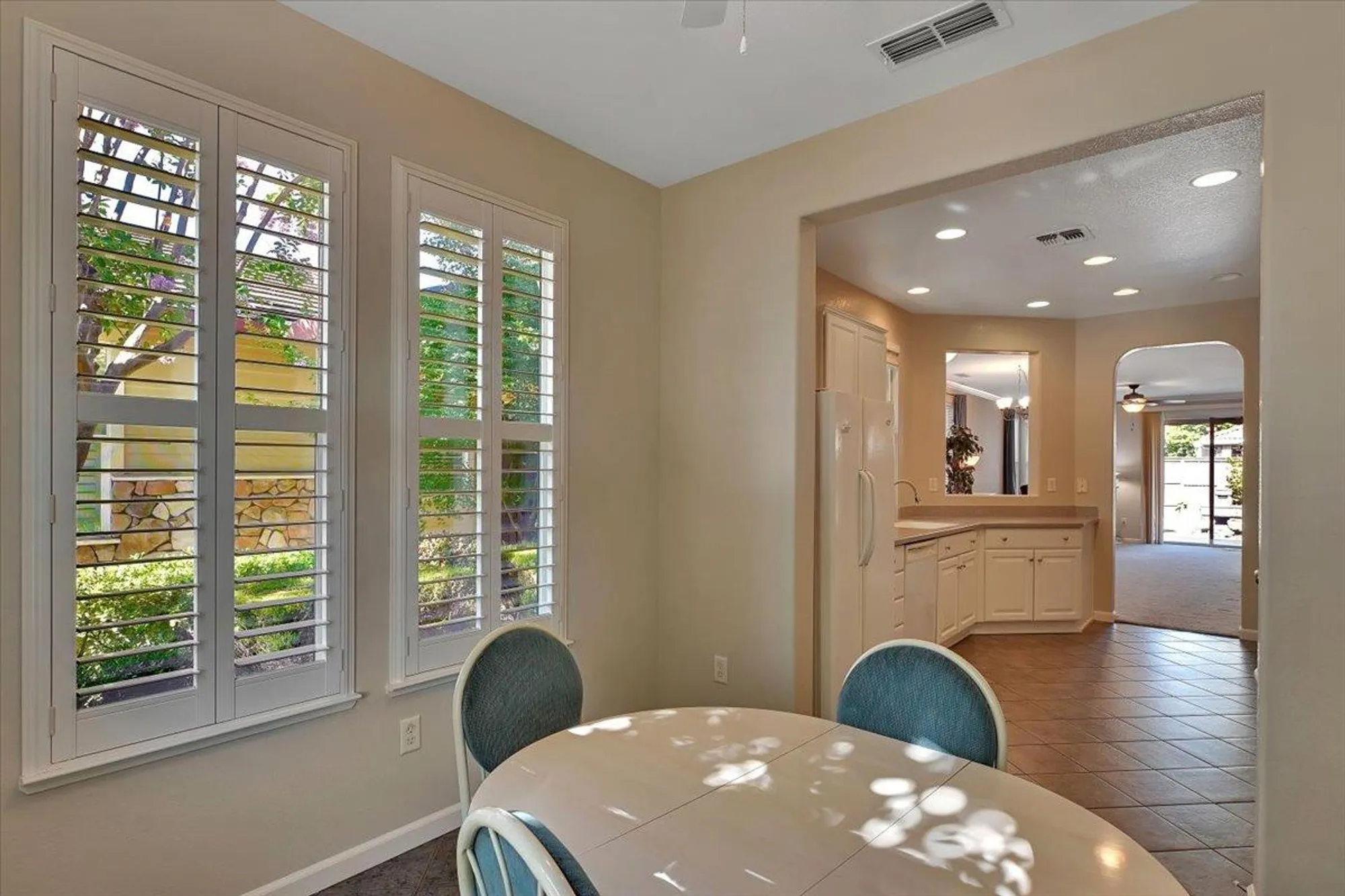 Property Slideshow image 15 of 60 | 470 pelican bay cir, Sacramento, CA, 95835