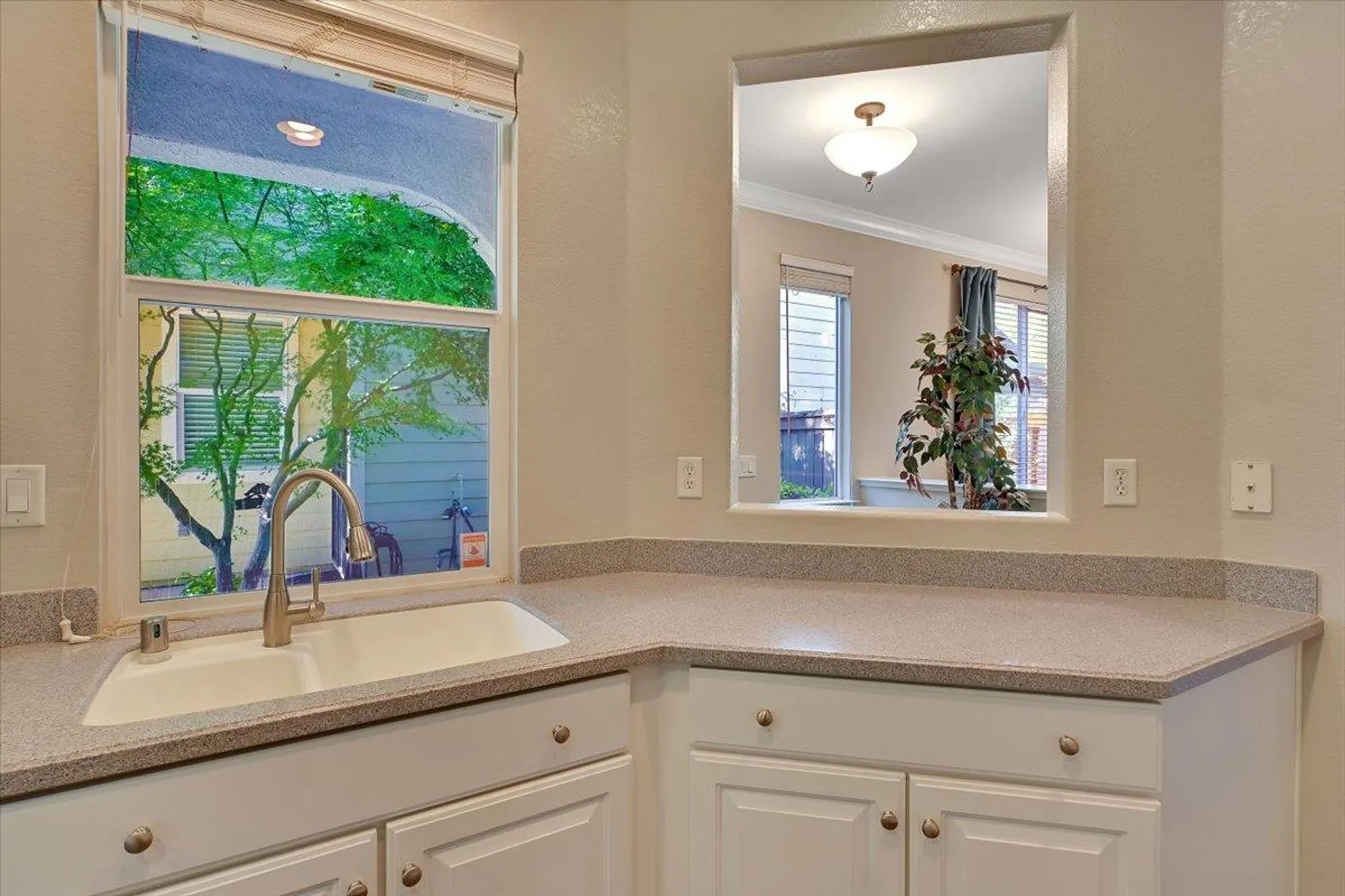 Property Slideshow image 11 of 60 | 470 pelican bay cir, Sacramento, CA, 95835