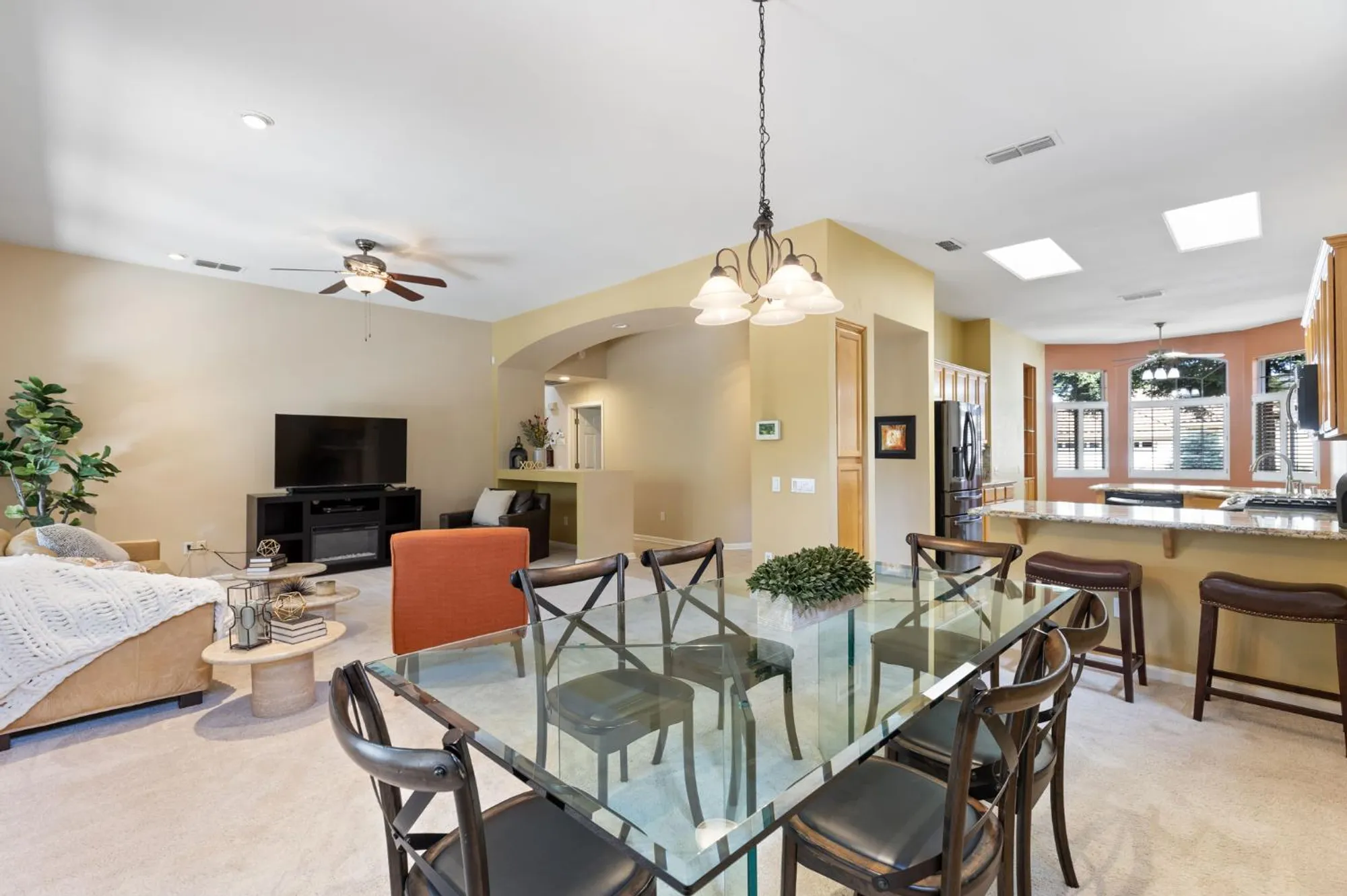 Property Slideshow image 6 of 29 | 5741 sandlewood way, Roseville, CA, 95747