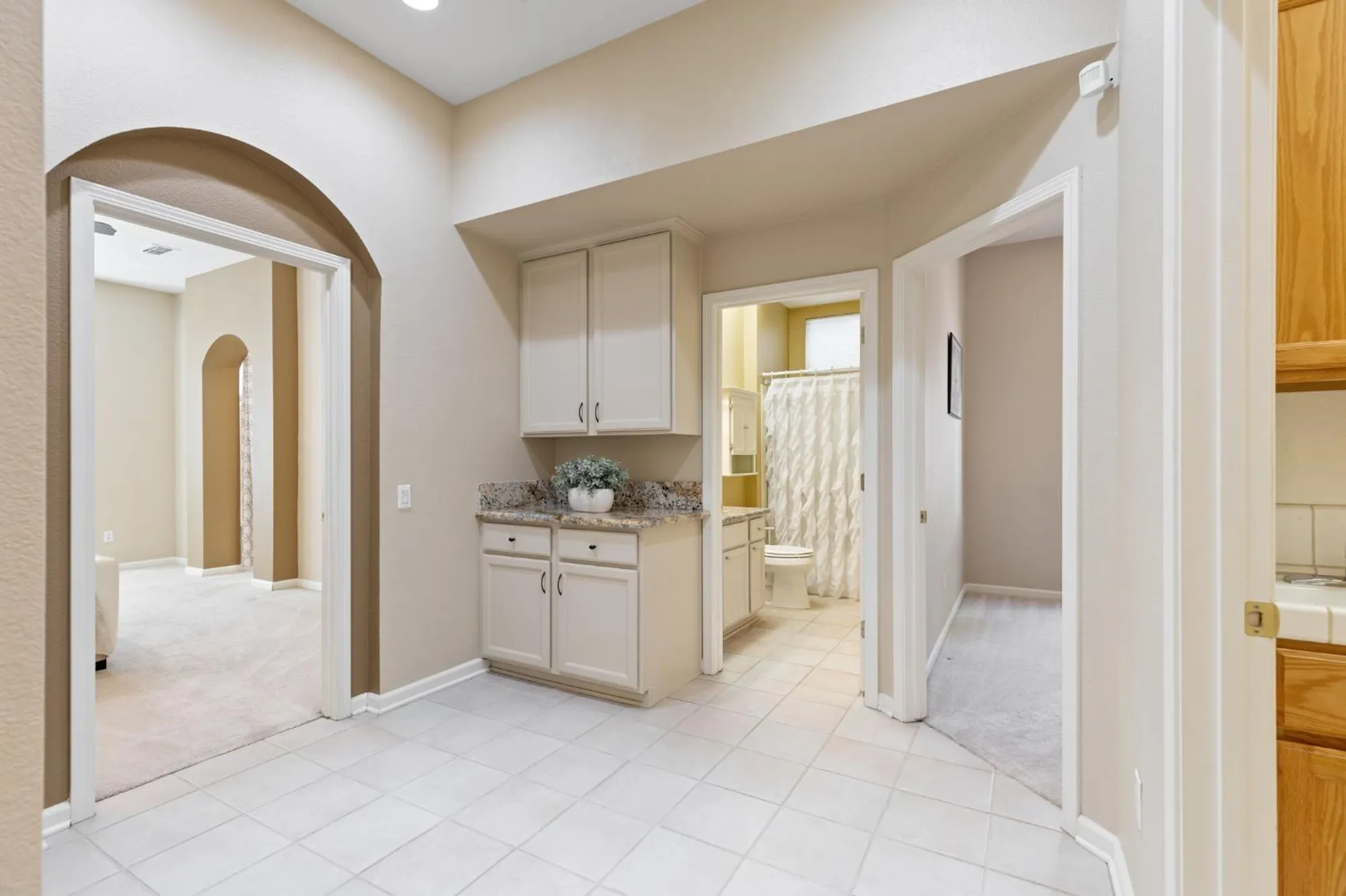 Property Slideshow image 18 of 29 | 5741 sandlewood way, Roseville, CA, 95747