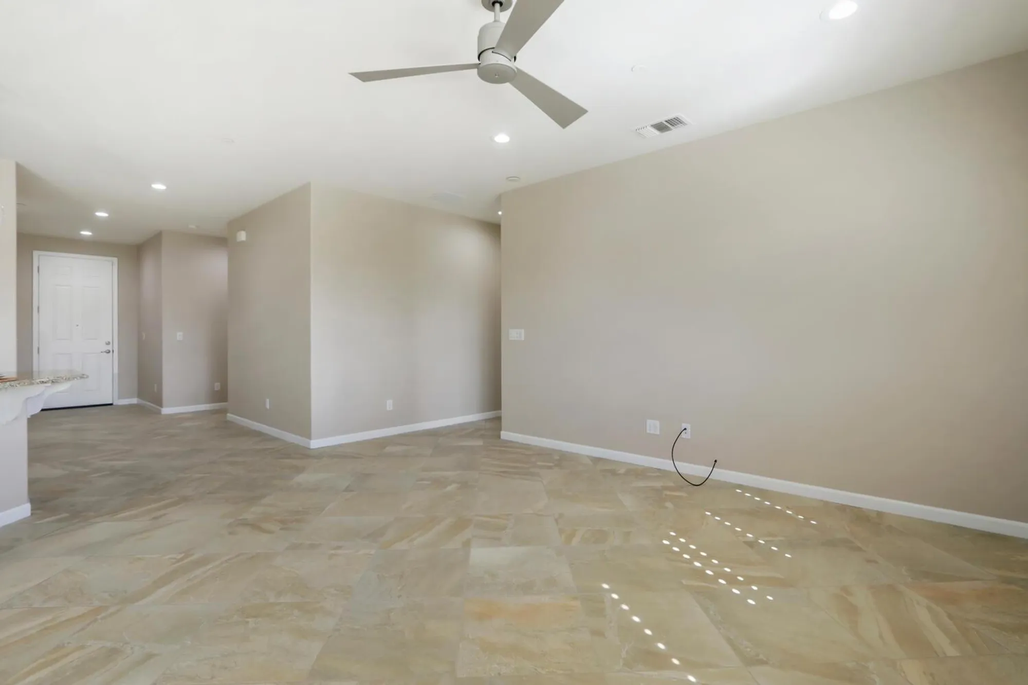 Property Slideshow image 26 of 71 | 8221 peak forest way, Elk Grove, CA, 95757