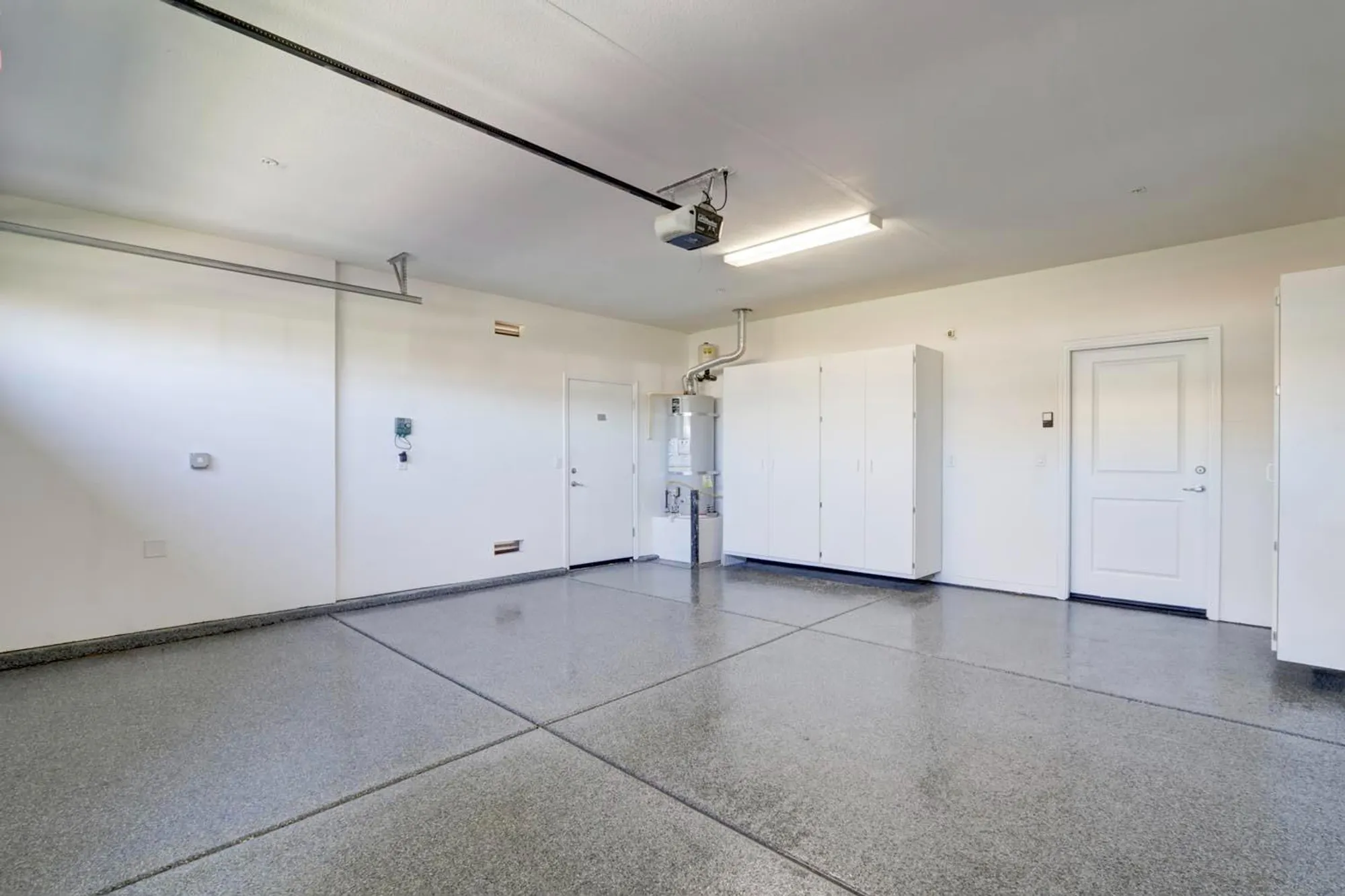 Property Slideshow image 37 of 71 | 8221 peak forest way, Elk Grove, CA, 95757