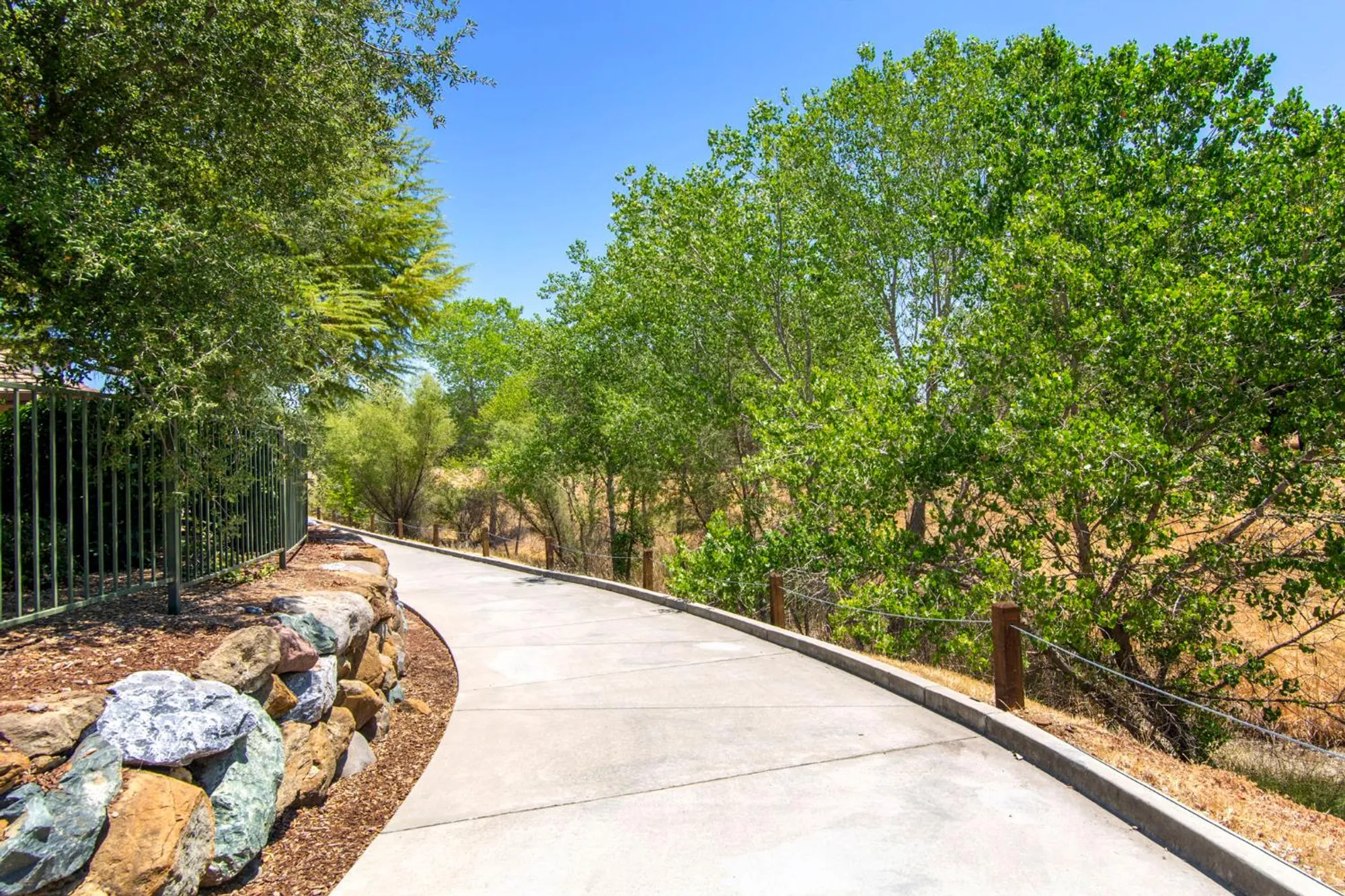 Property Slideshow image 21 of 32 | 1530 topanga ln 202, Lincoln, CA, 95648