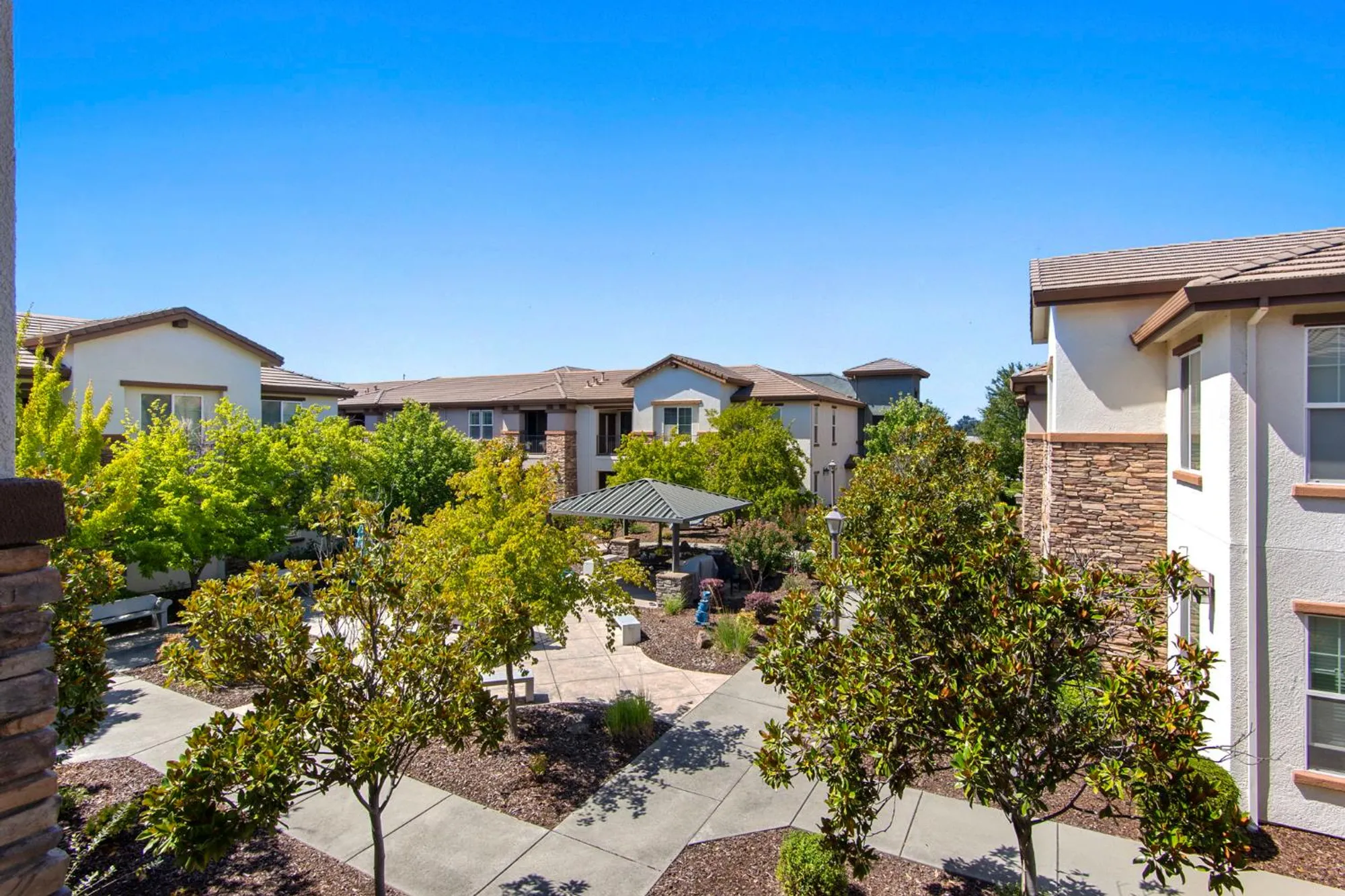 Property Slideshow image 2 of 32 | 1530 topanga ln 202, Lincoln, CA, 95648