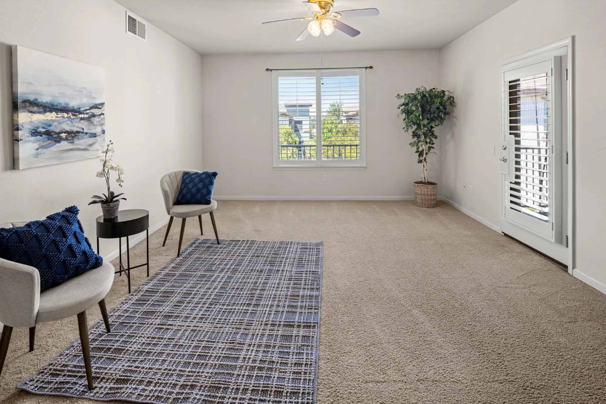 Property Slideshow image 6 of 32 | 1530 topanga ln 202, Lincoln, CA, 95648