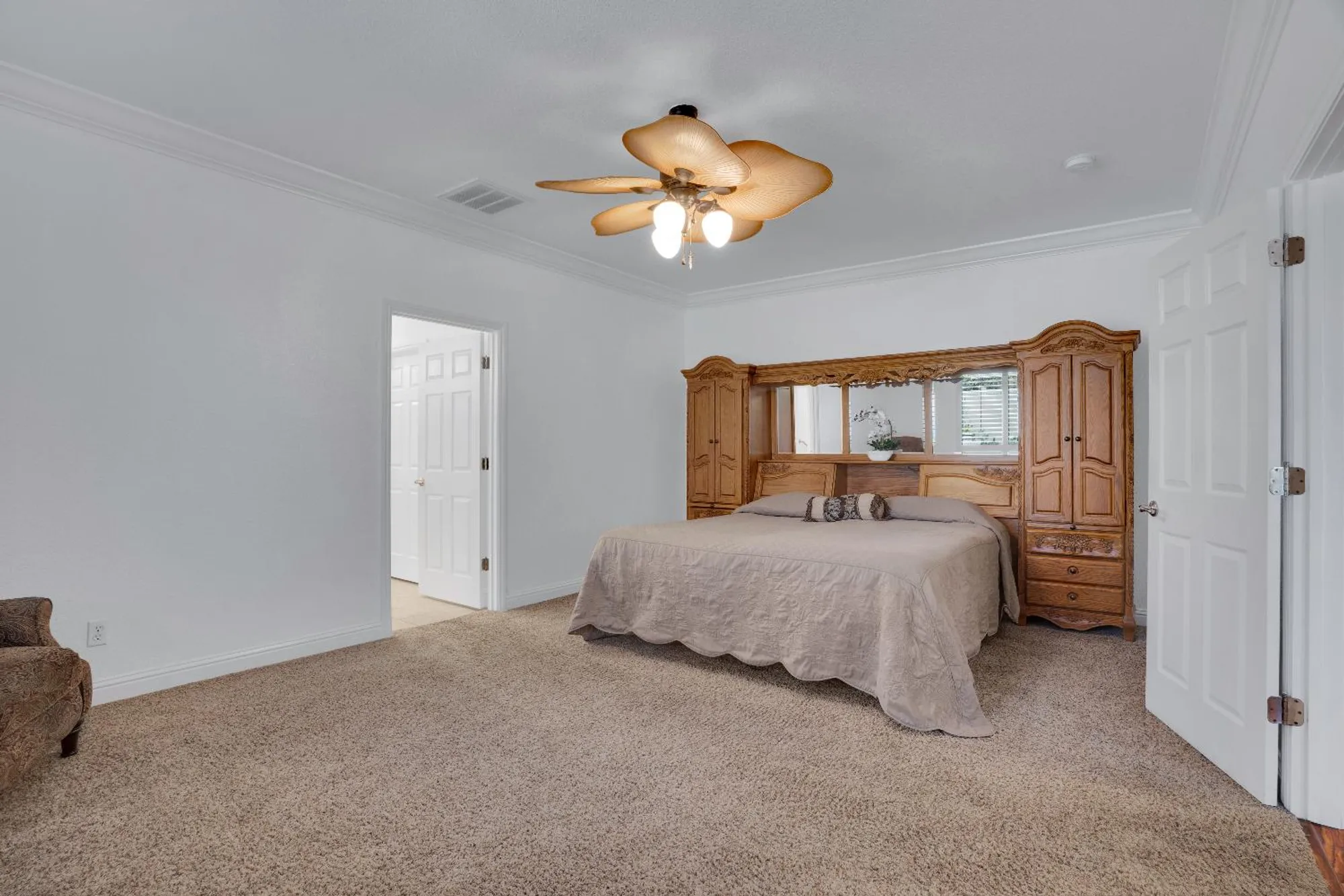 Property Slideshow image 19 of 50 | 2381 nutwood pl, Manteca, CA, 95336