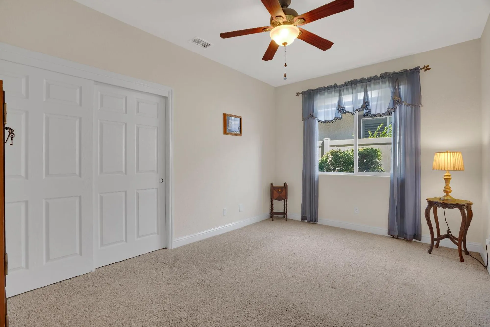 Property Slideshow image 24 of 50 | 2381 nutwood pl, Manteca, CA, 95336