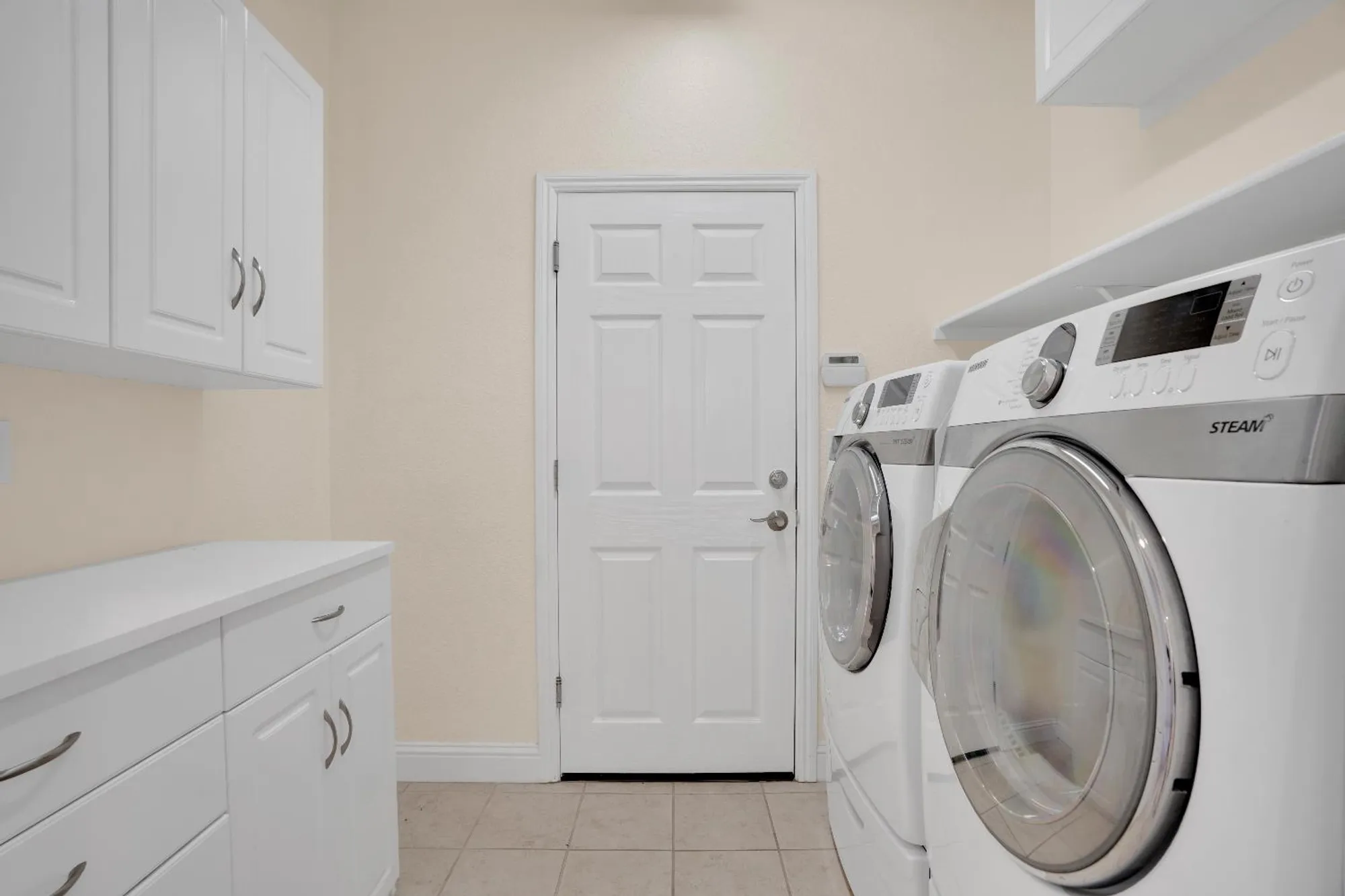 Property Slideshow image 26 of 50 | 2381 nutwood pl, Manteca, CA, 95336