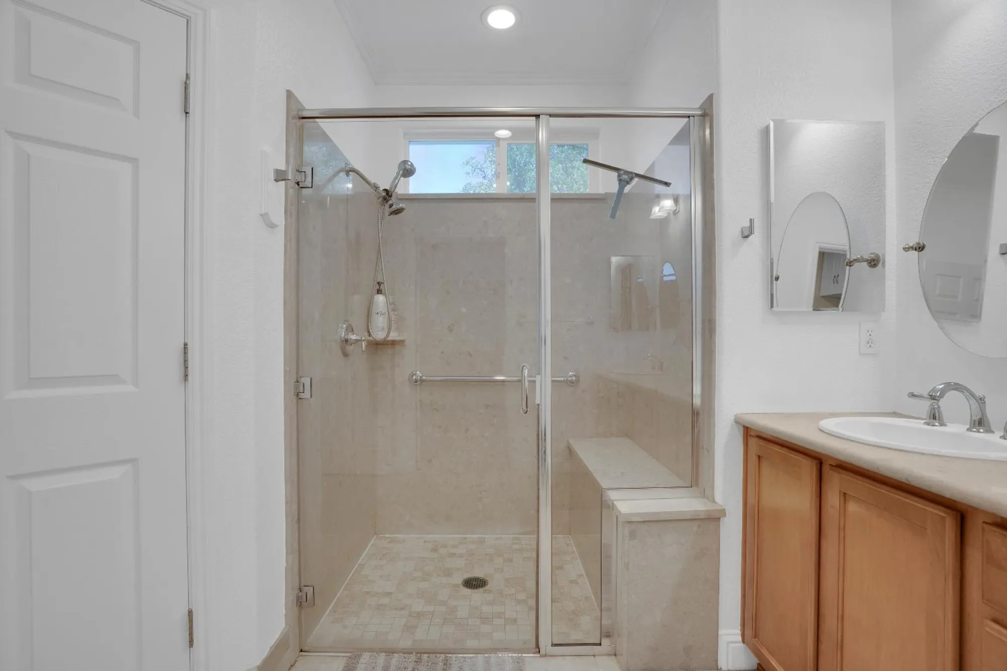 Property Slideshow image 22 of 50 | 2381 nutwood pl, Manteca, CA, 95336