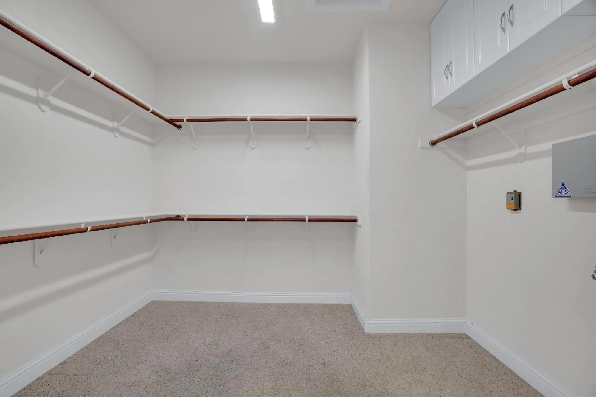 Property Slideshow image 21 of 50 | 2381 nutwood pl, Manteca, CA, 95336