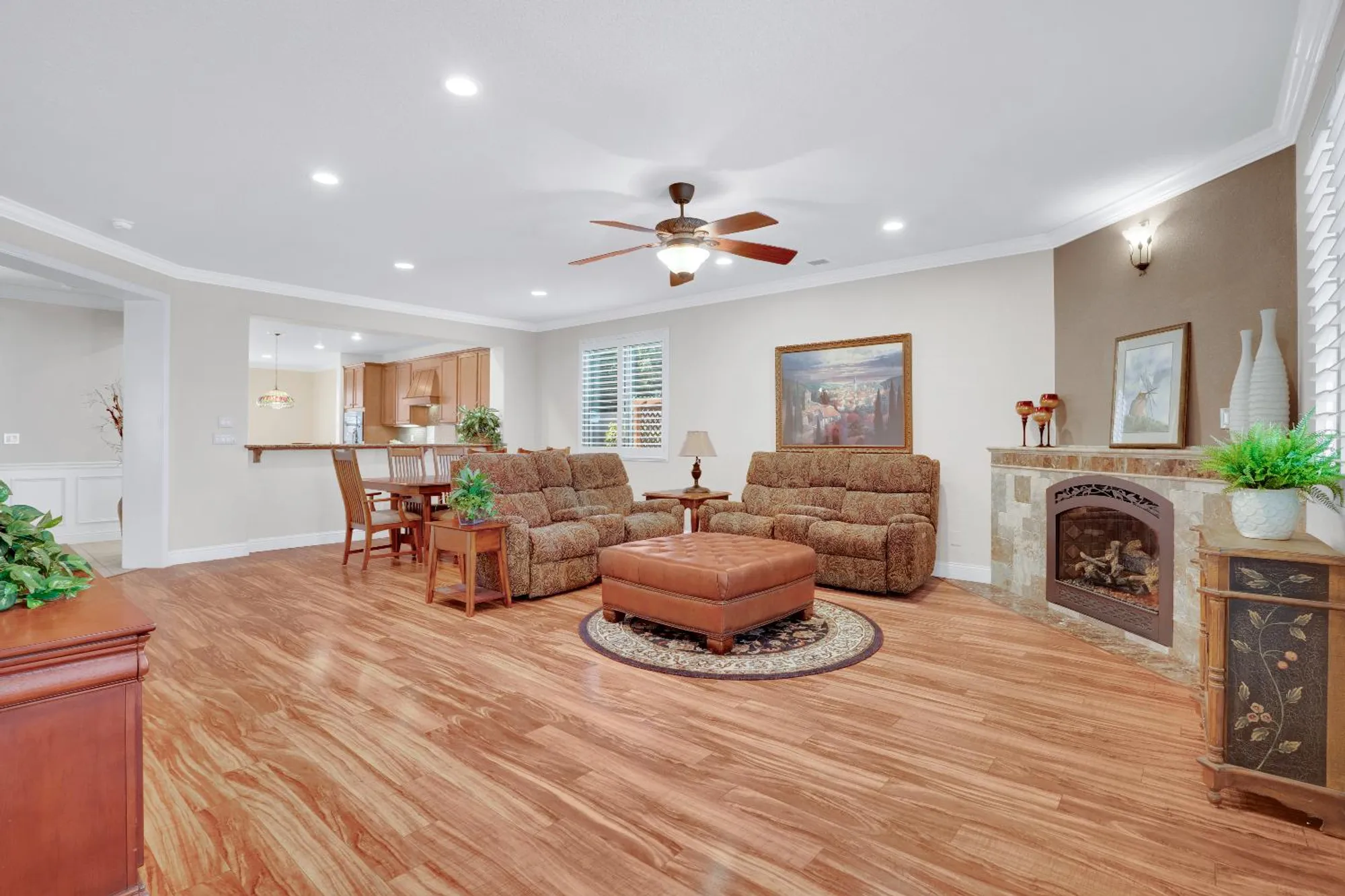 Property Slideshow image 18 of 50 | 2381 nutwood pl, Manteca, CA, 95336