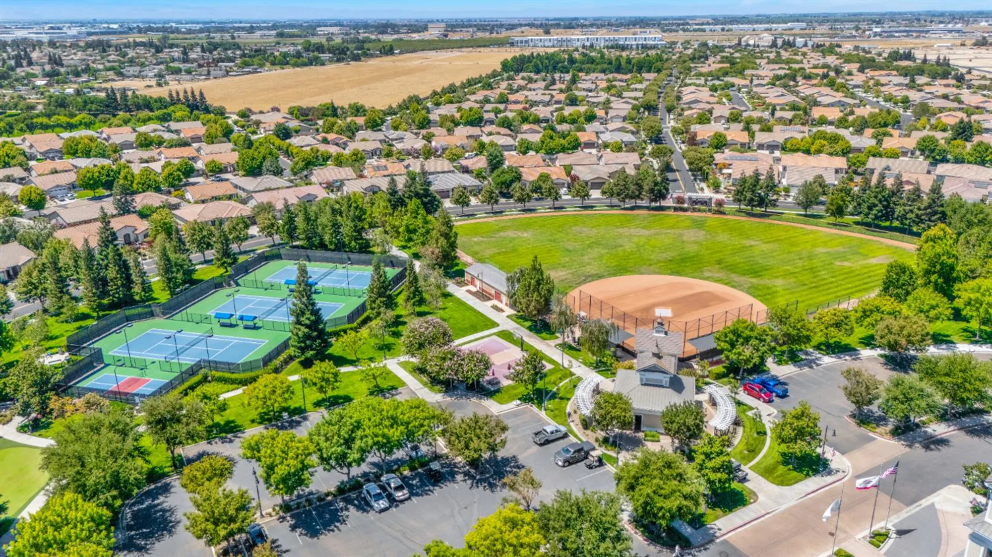 Property Slideshow image 49 of 50 | 2381 nutwood pl, Manteca, CA, 95336