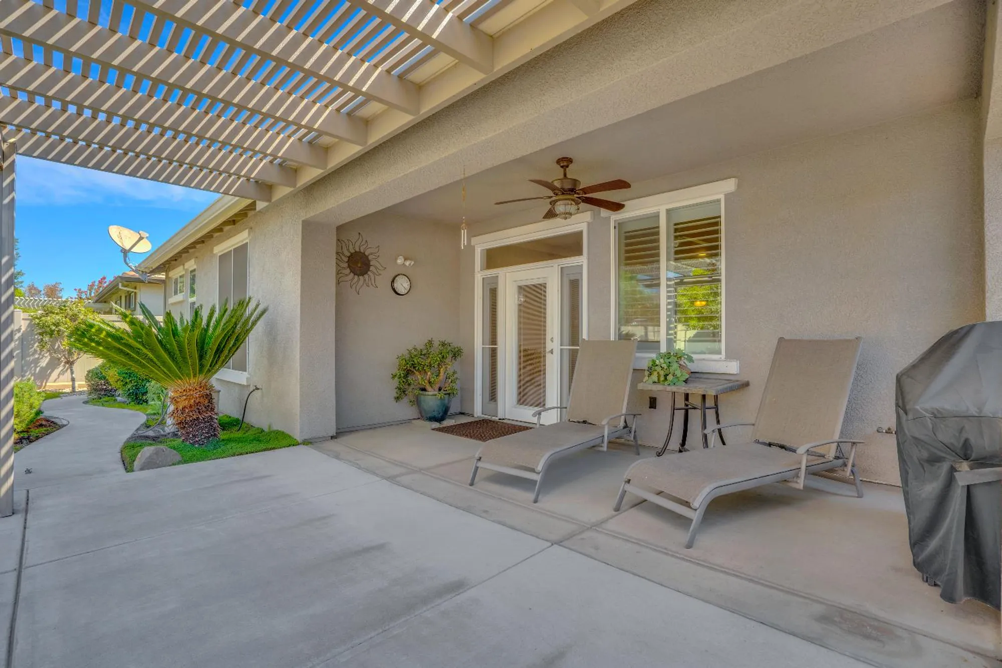 Property Slideshow image 28 of 50 | 2381 nutwood pl, Manteca, CA, 95336