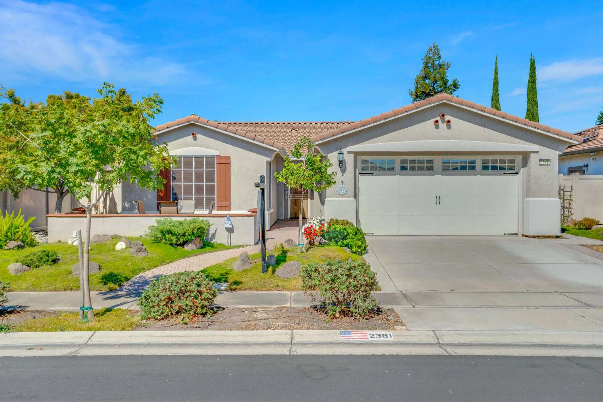 Property Slideshow image 1 of 50 | 2381 nutwood pl, Manteca, CA, 95336