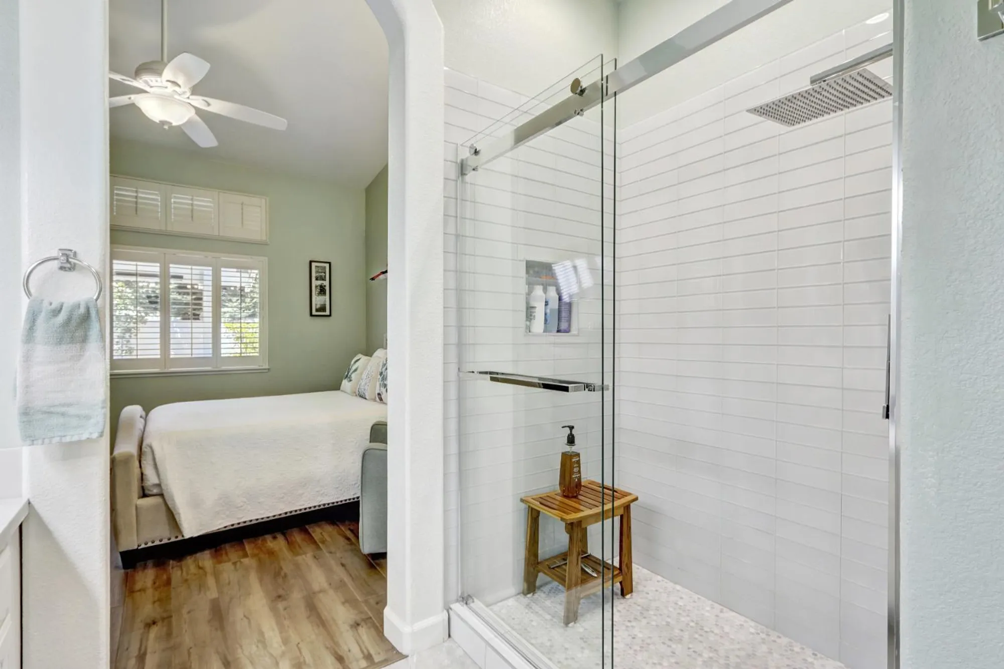 Property Slideshow image 35 of 51 | 7618 sunvaught ln, Sacramento, CA, 95828