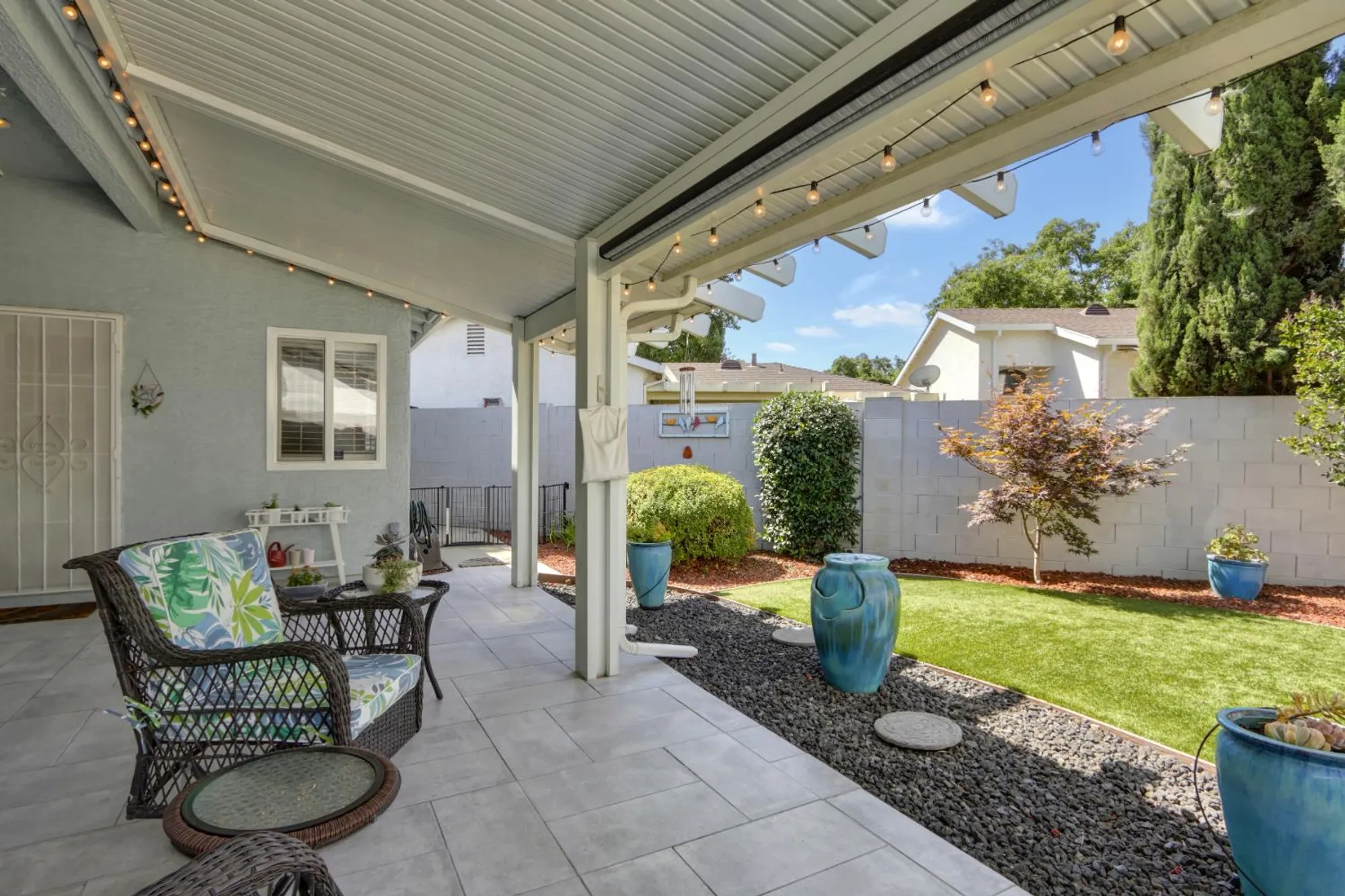 Property Slideshow image 43 of 51 | 7618 sunvaught ln, Sacramento, CA, 95828