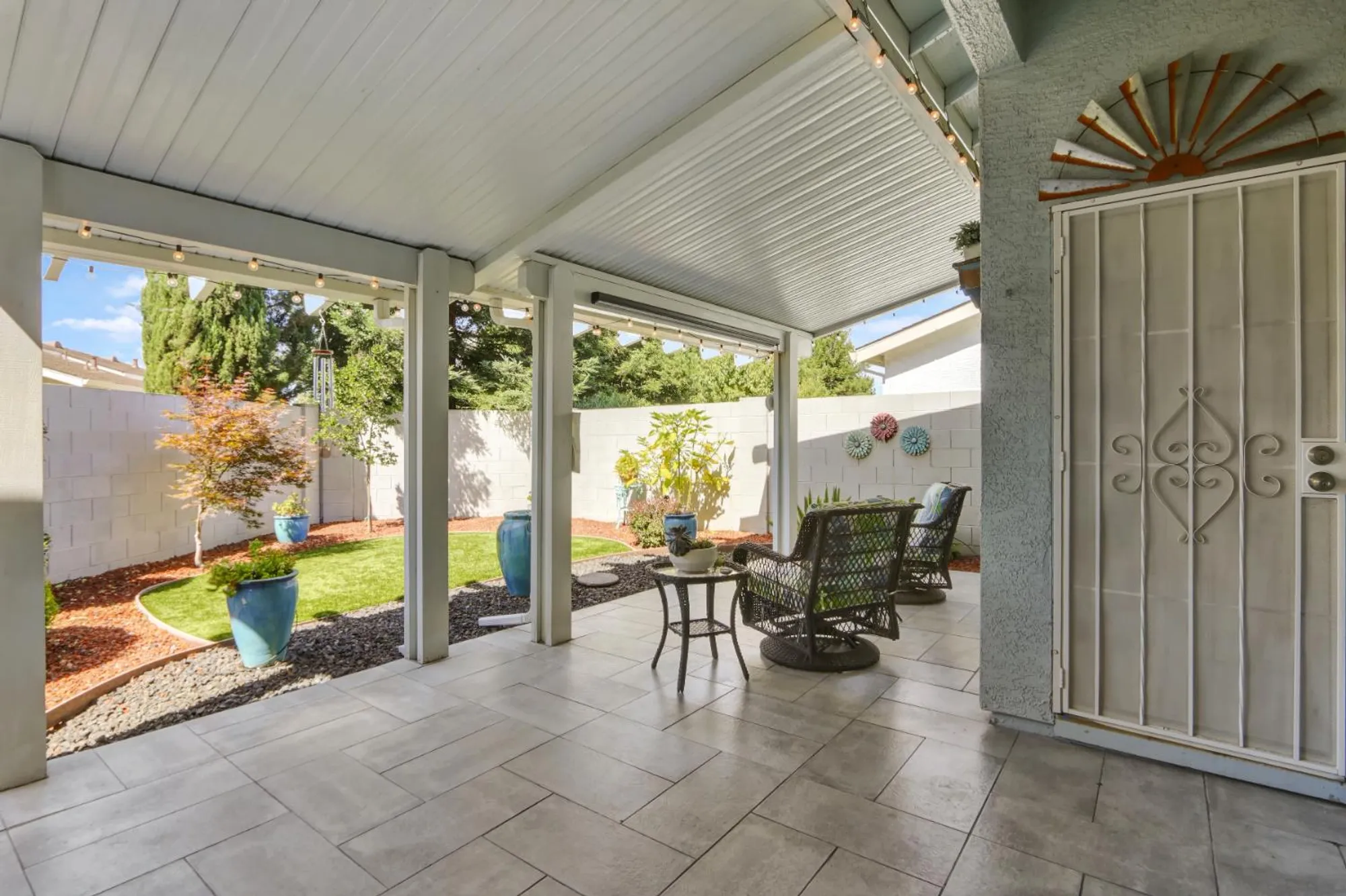 Property Slideshow image 44 of 51 | 7618 sunvaught ln, Sacramento, CA, 95828