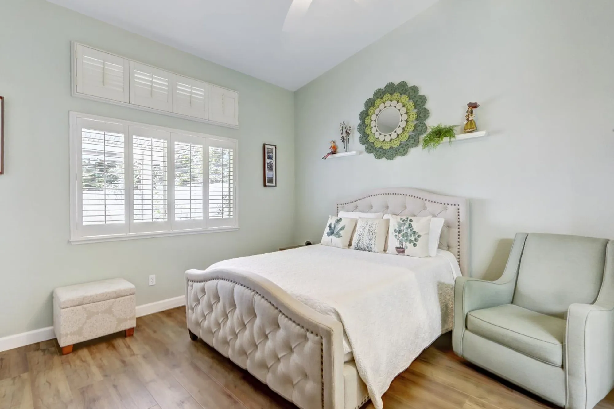 Property Slideshow image 29 of 51 | 7618 sunvaught ln, Sacramento, CA, 95828