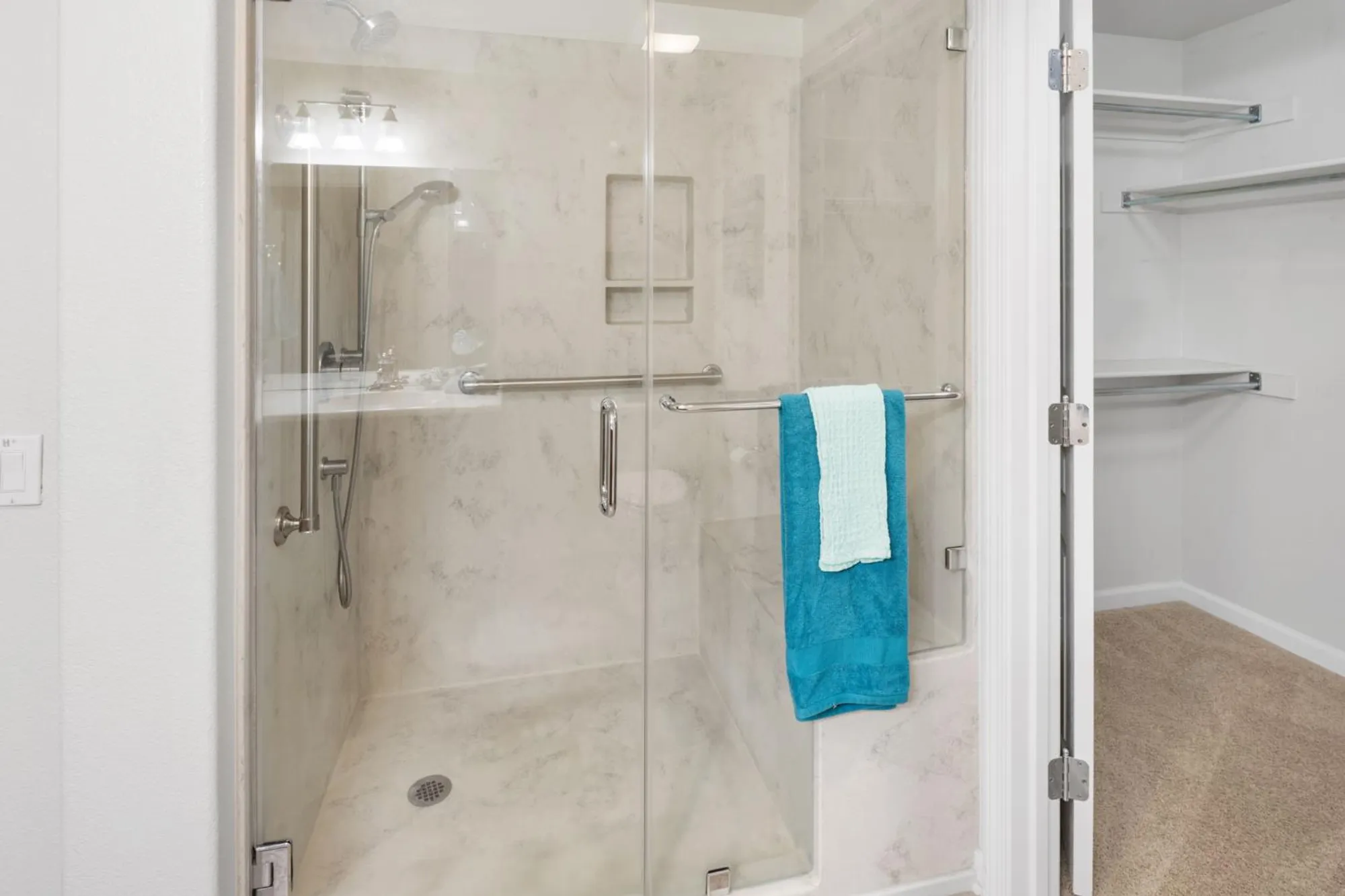 Property Slideshow image 27 of 32 | 1530 topanga ln 202, Lincoln, CA, 95648