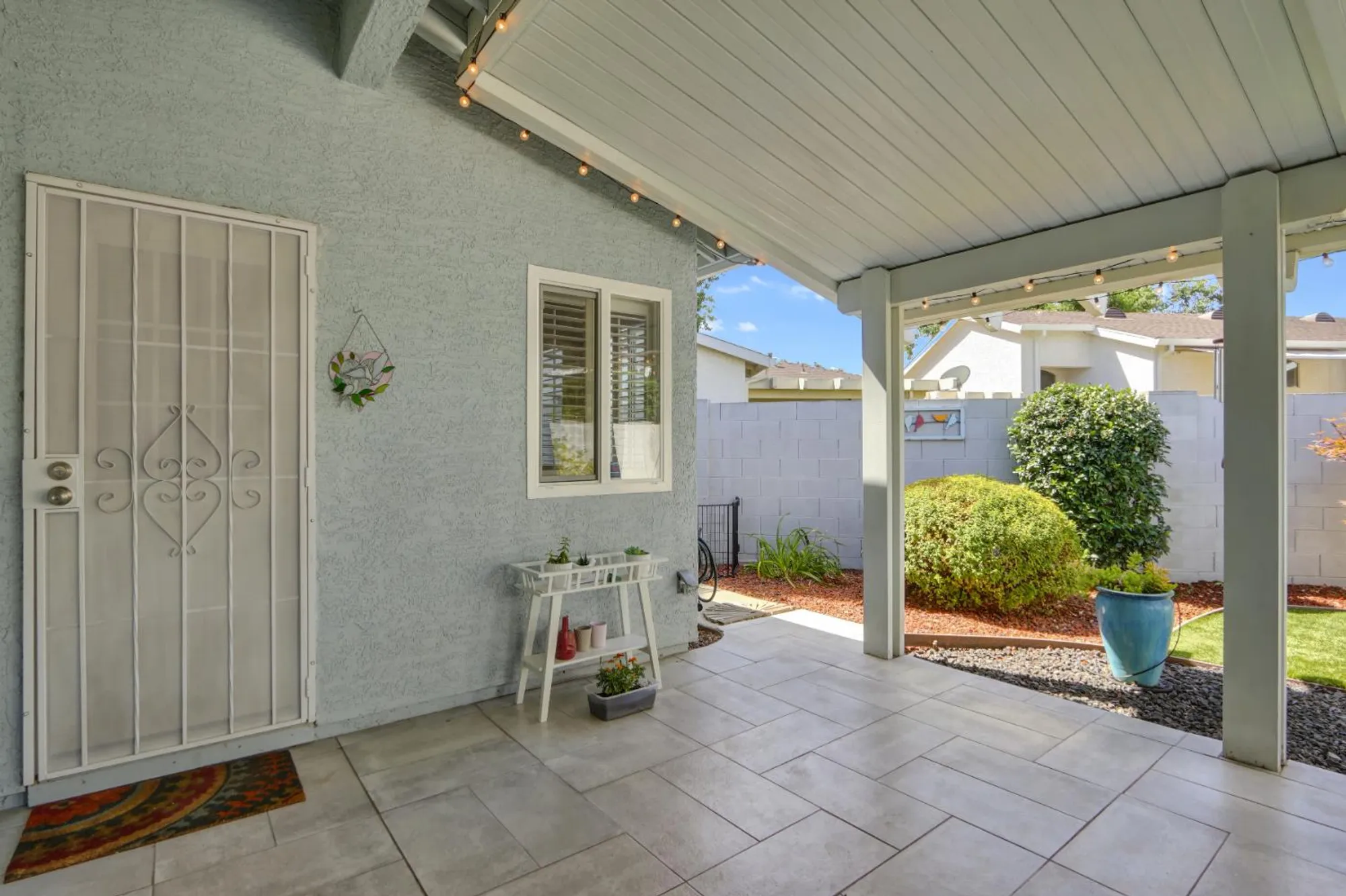 Property Slideshow image 42 of 51 | 7618 sunvaught ln, Sacramento, CA, 95828