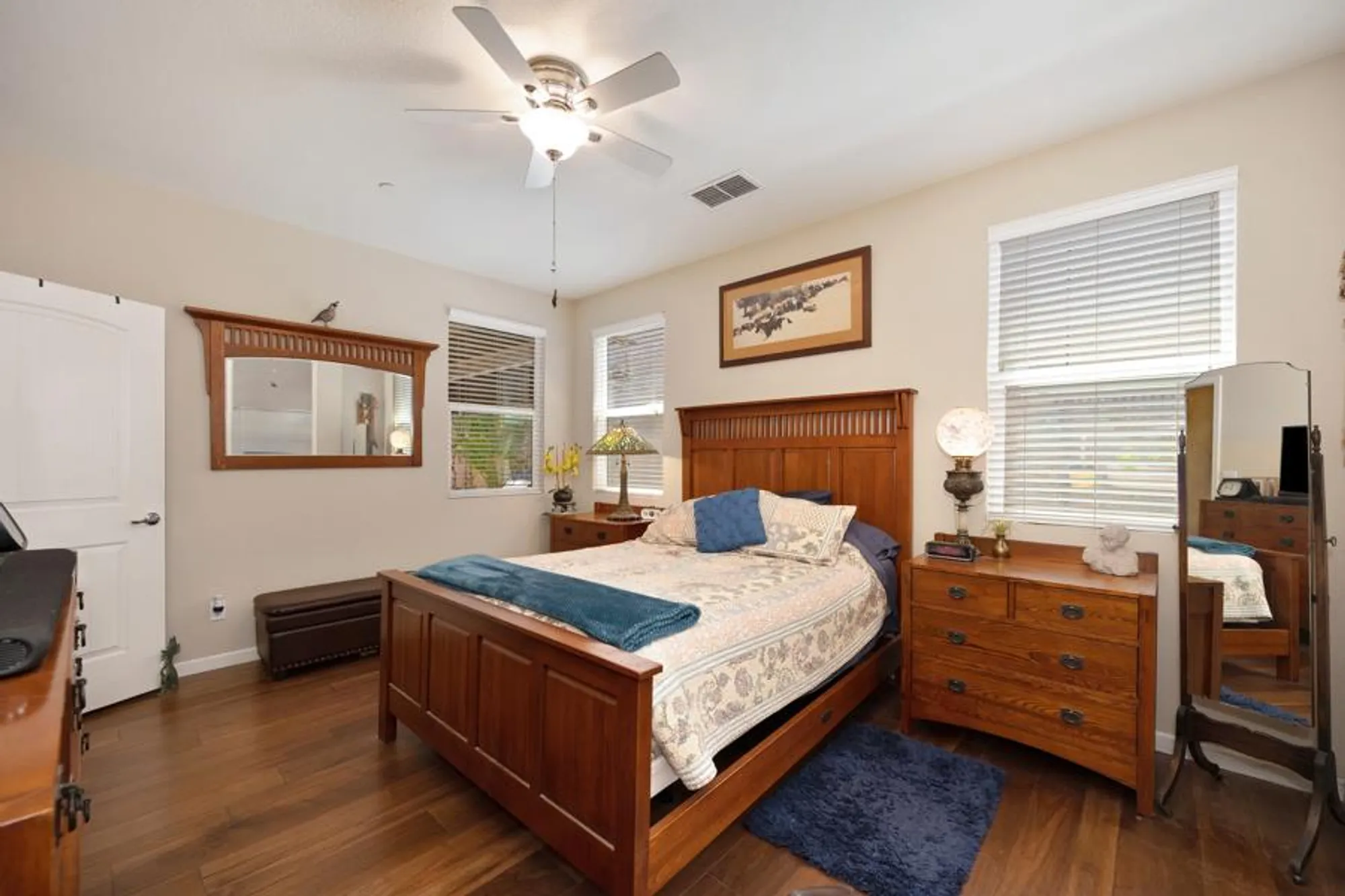 Property Slideshow image 18 of 41 | 9763 dartwell way, Sacramento, CA, 95829