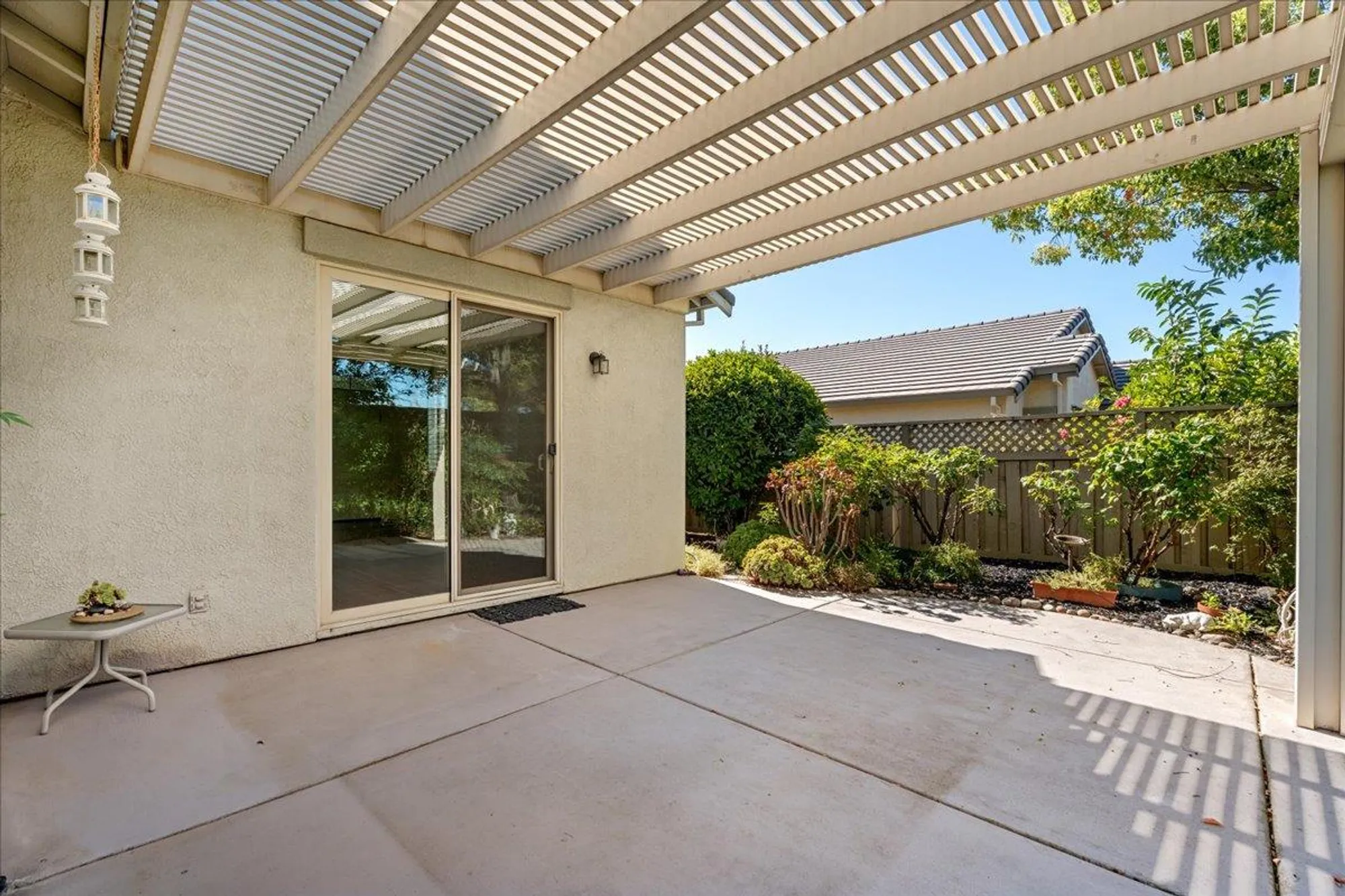 Property Slideshow image 20 of 31 | 2012 gatehouse ln, Lincoln, CA, 95648