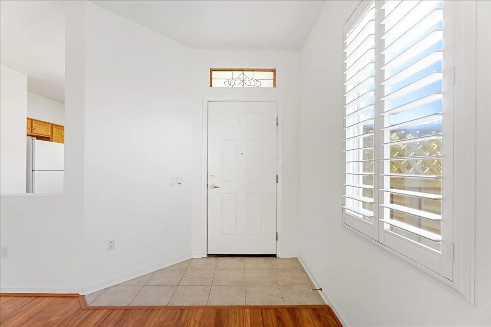 Property Slideshow image 3 of 31 | 2012 gatehouse ln, Lincoln, CA, 95648