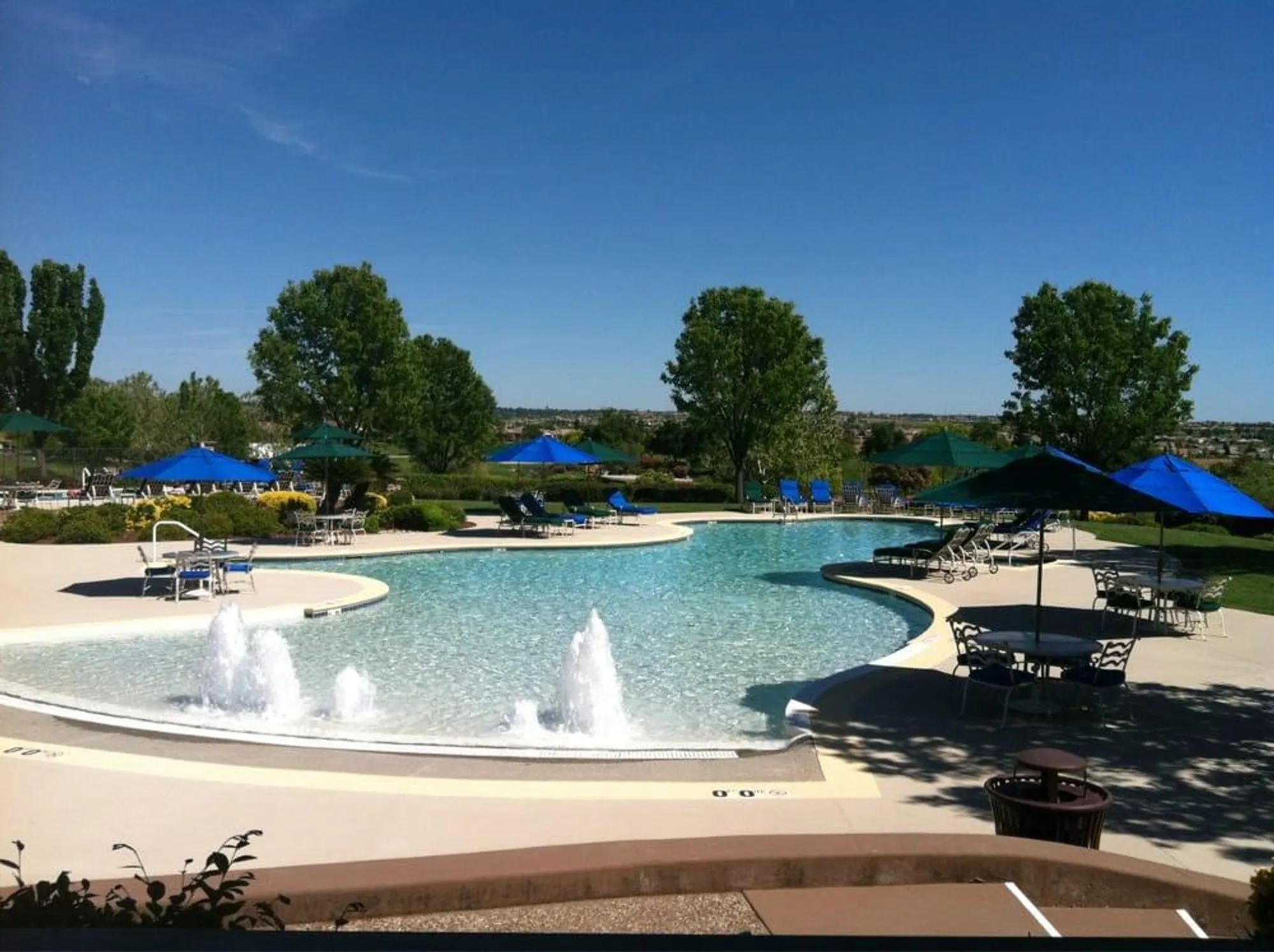 Property Slideshow image 29 of 31 | 2012 gatehouse ln, Lincoln, CA, 95648