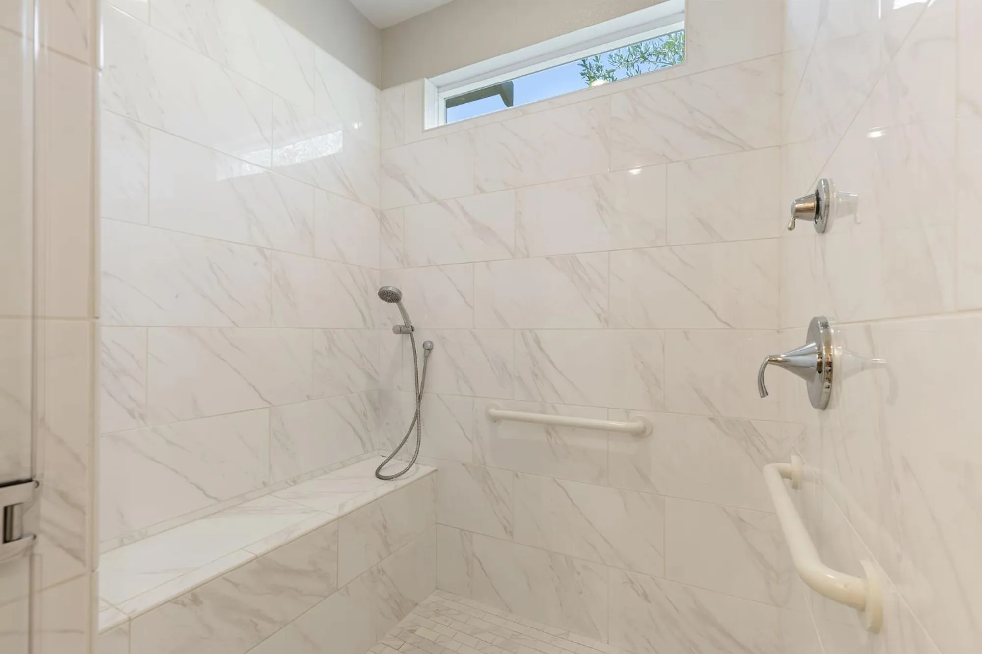 Property Slideshow image 15 of 38 | 4036 hovnanian dr, Sacramento, CA, 95834