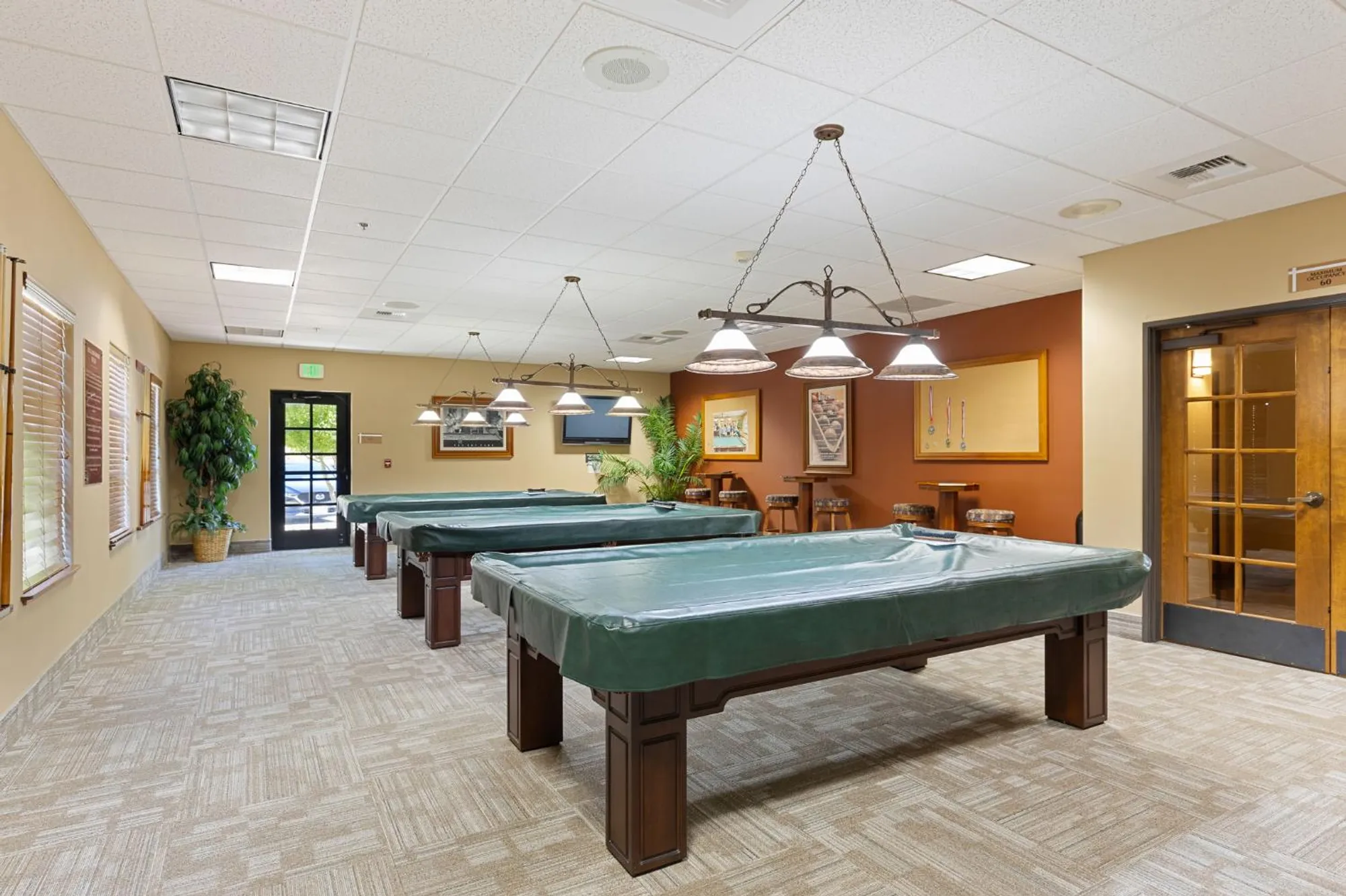 Property Slideshow image 31 of 38 | 4036 hovnanian dr, Sacramento, CA, 95834