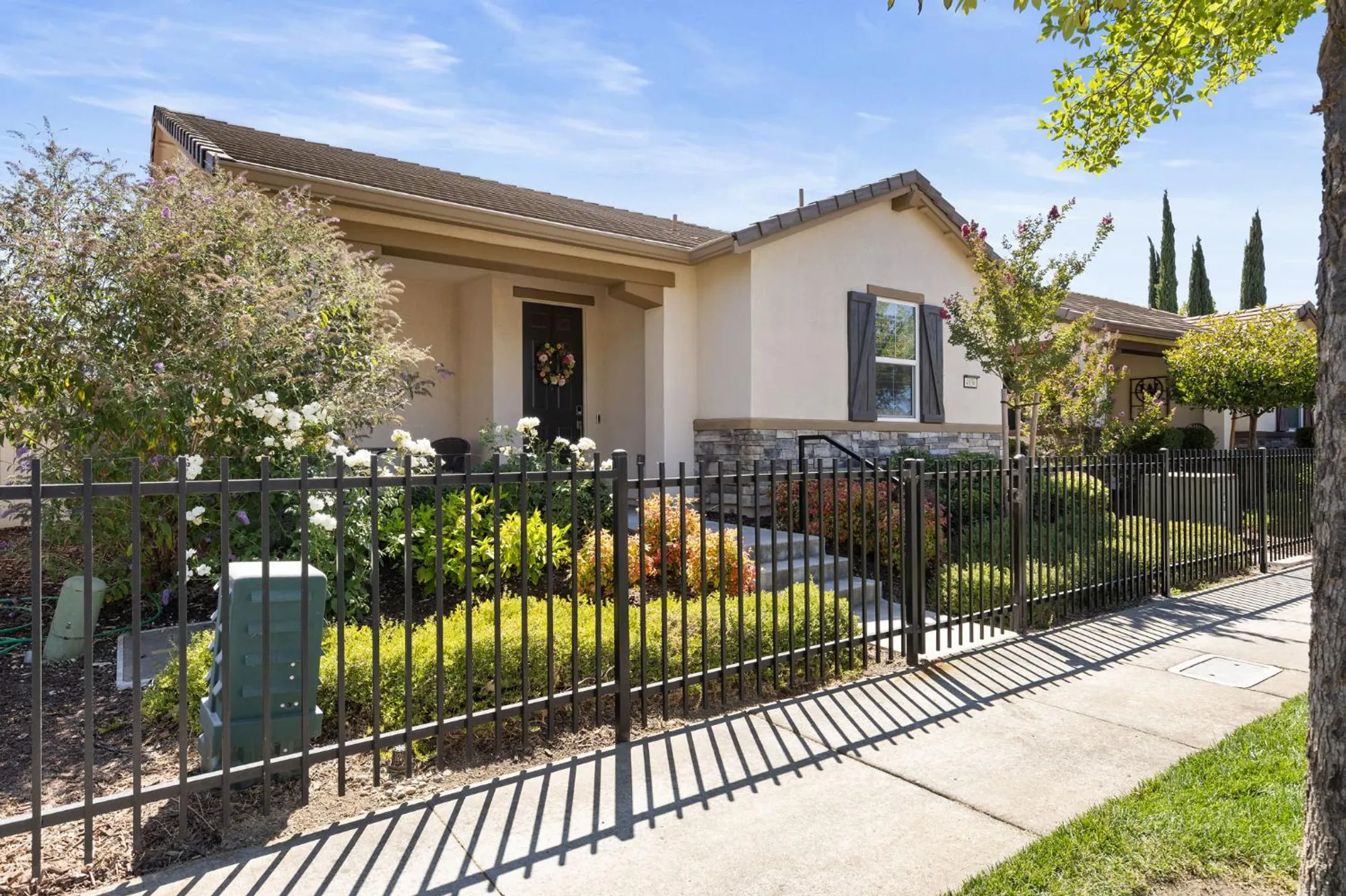 Property Slideshow image 38 of 38 | 4036 hovnanian dr, Sacramento, CA, 95834