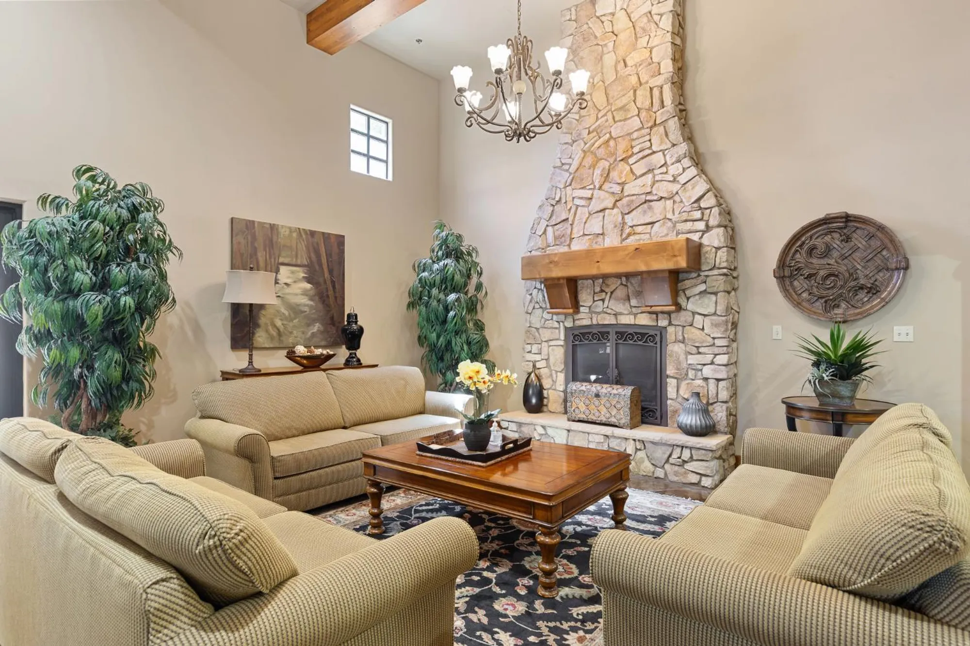 Property Slideshow image 32 of 38 | 4036 hovnanian dr, Sacramento, CA, 95834