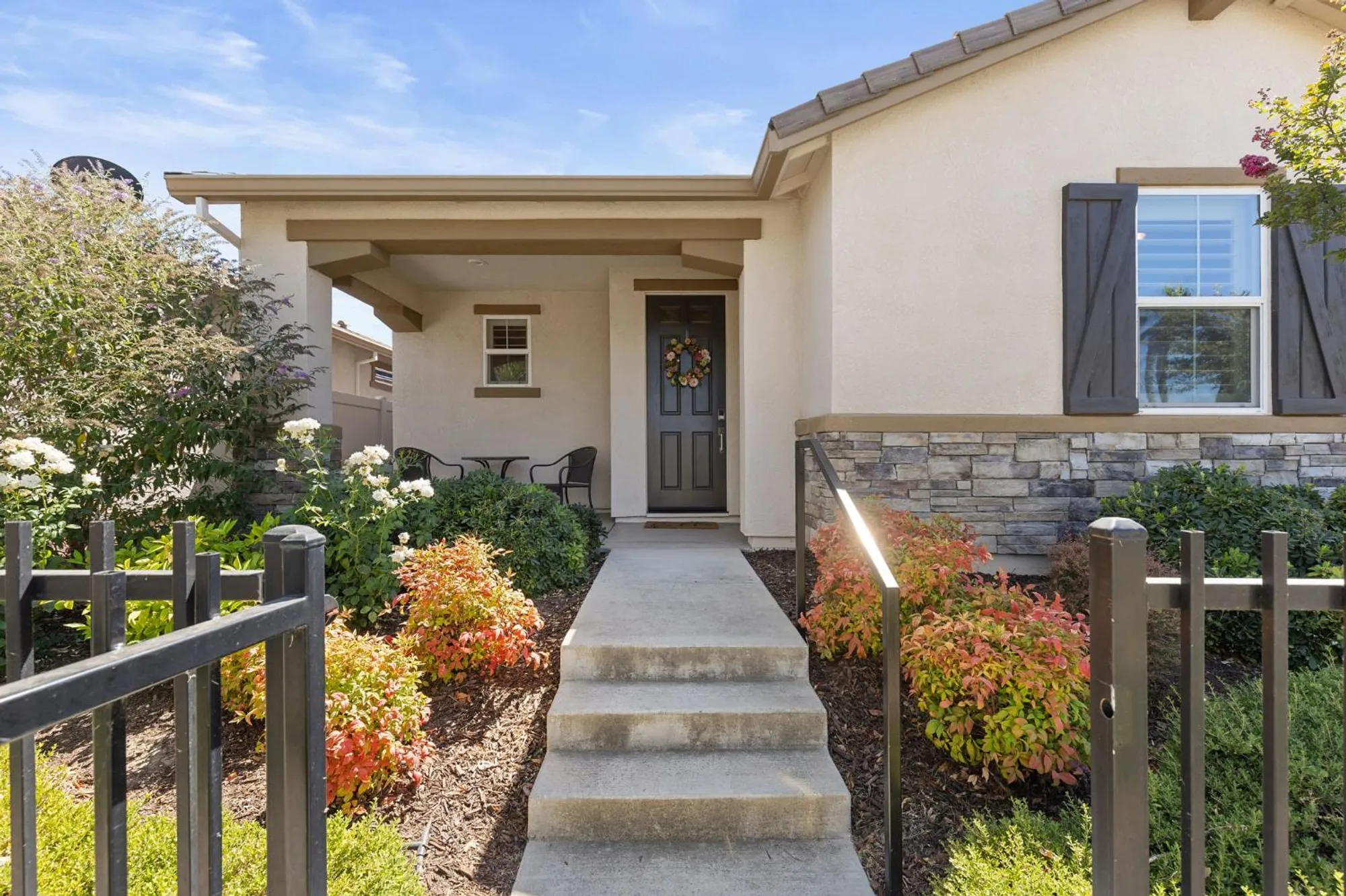 Property Slideshow image 36 of 38 | 4036 hovnanian dr, Sacramento, CA, 95834