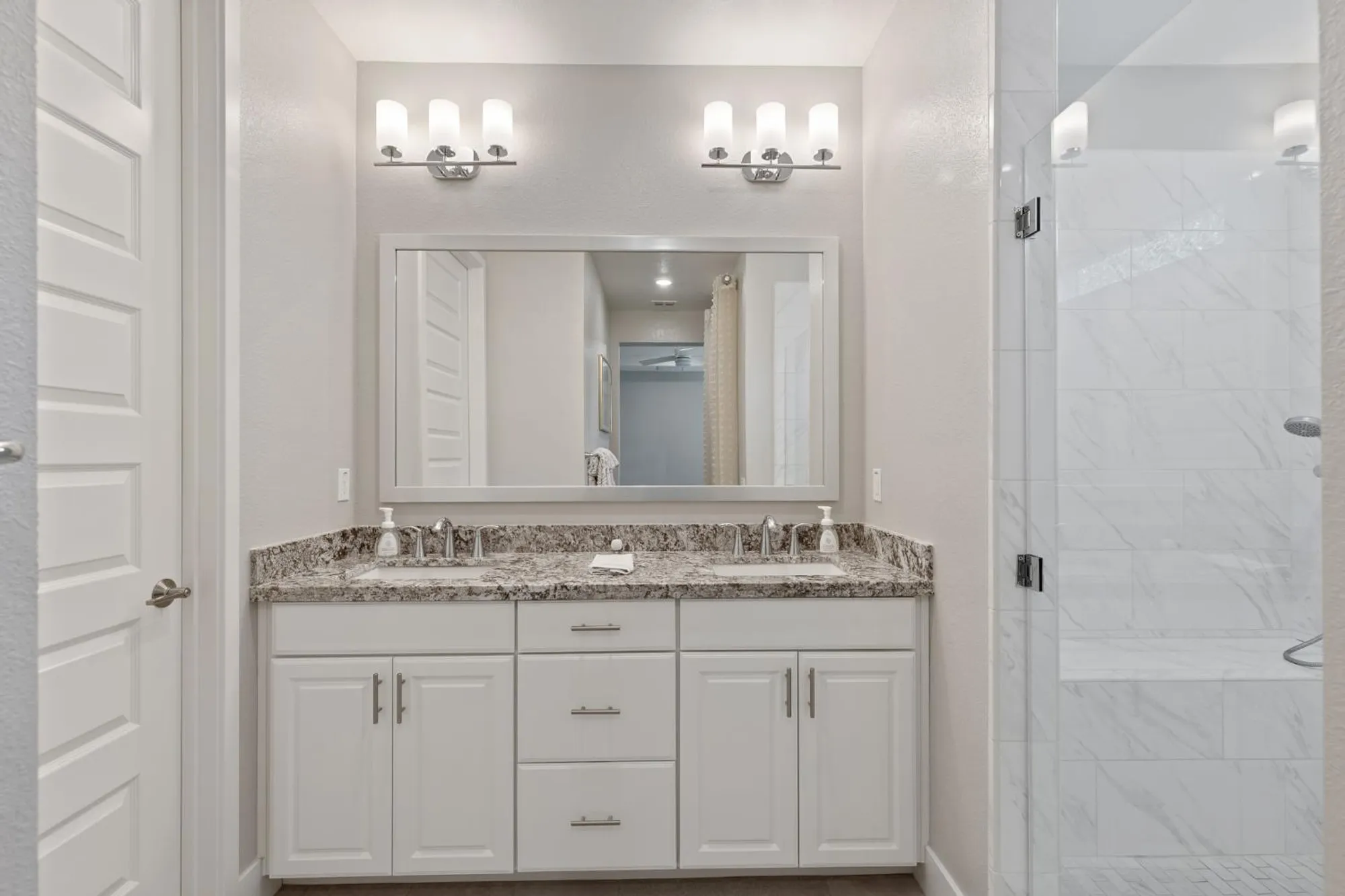 Property Slideshow image 14 of 38 | 4036 hovnanian dr, Sacramento, CA, 95834