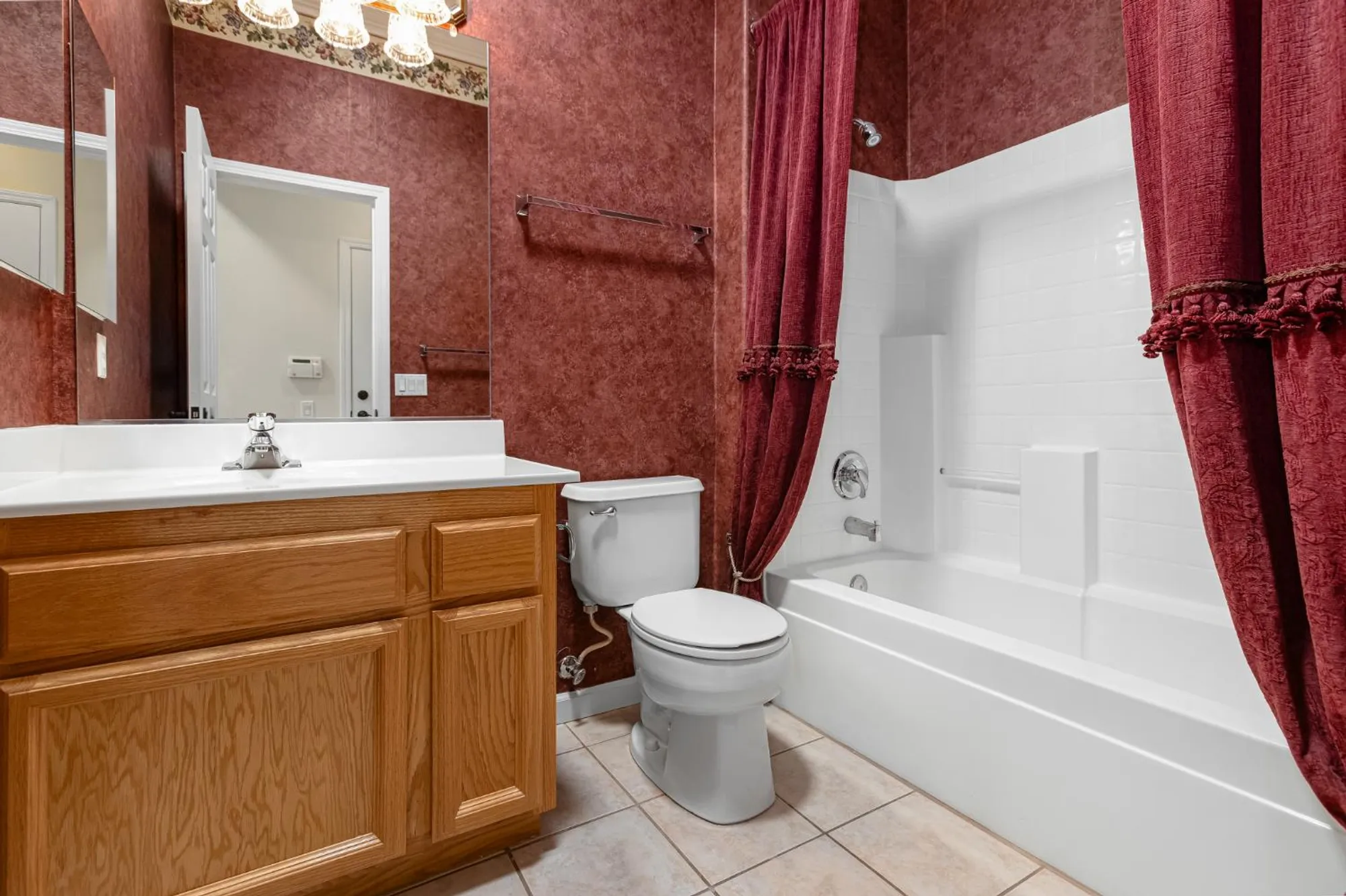 Property Slideshow image 25 of 41 | 4000 coldwater dr, Rocklin, CA, 95765