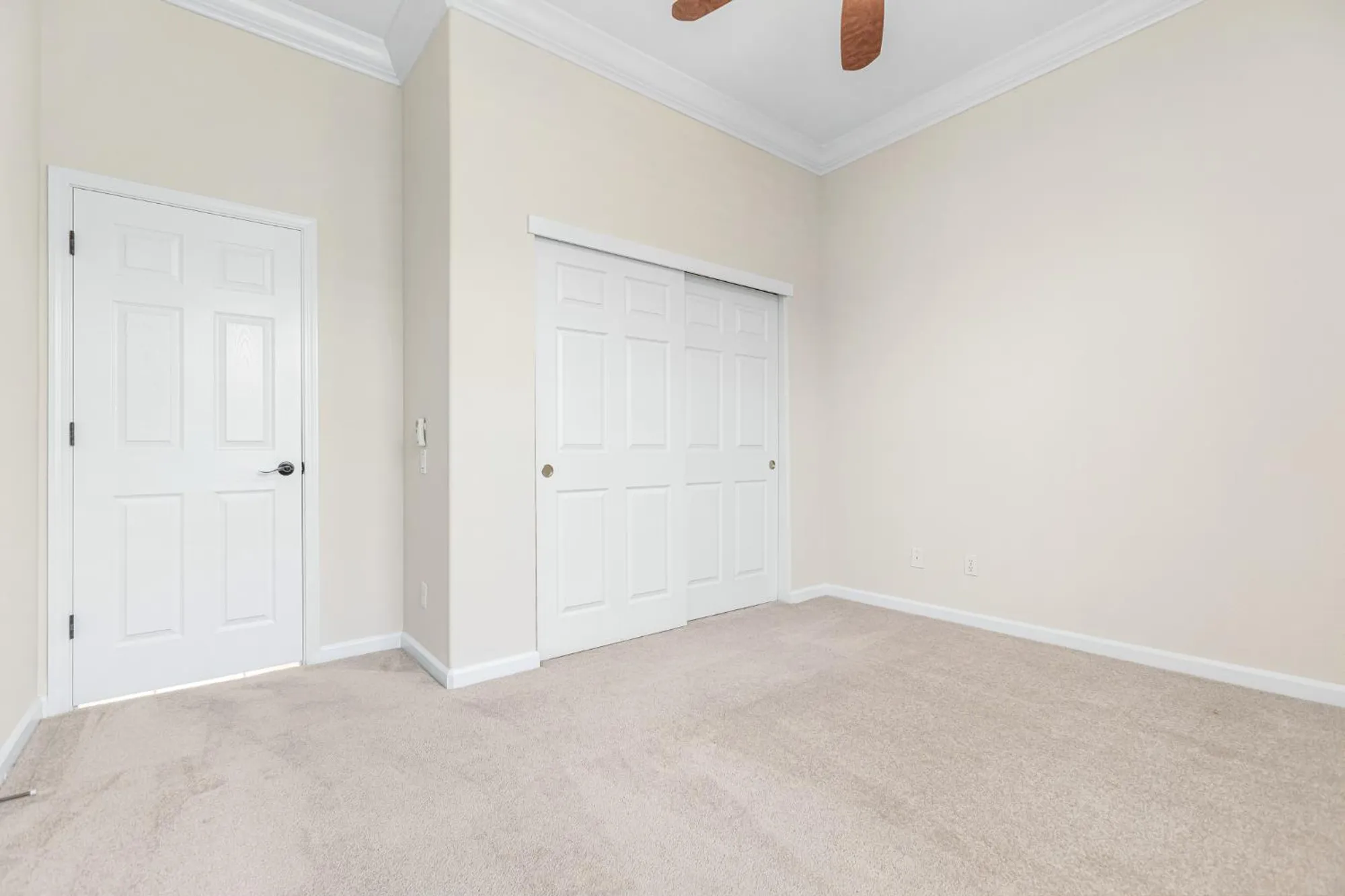 Property Slideshow image 16 of 41 | 4000 coldwater dr, Rocklin, CA, 95765