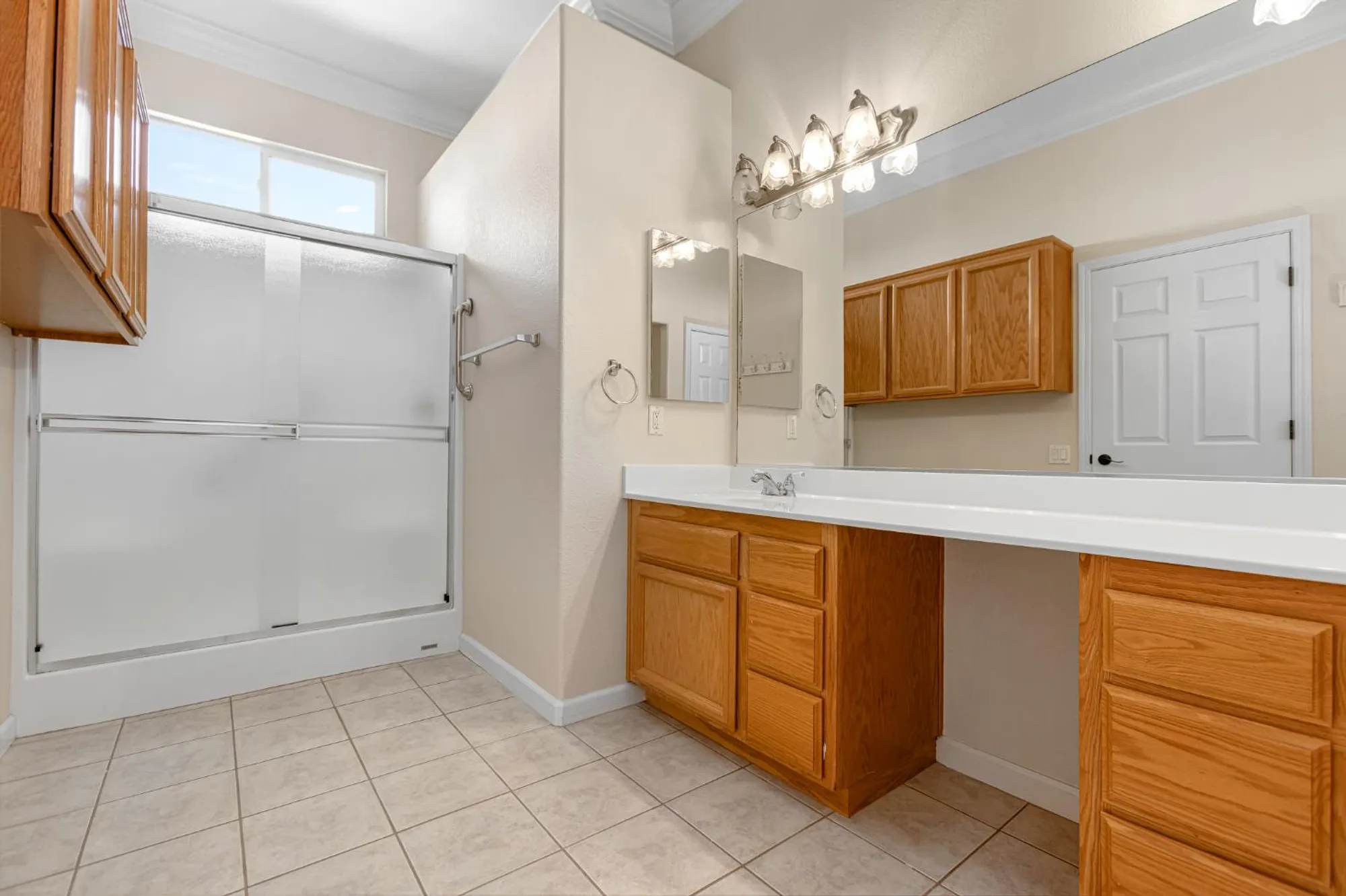Property Slideshow image 21 of 41 | 4000 coldwater dr, Rocklin, CA, 95765