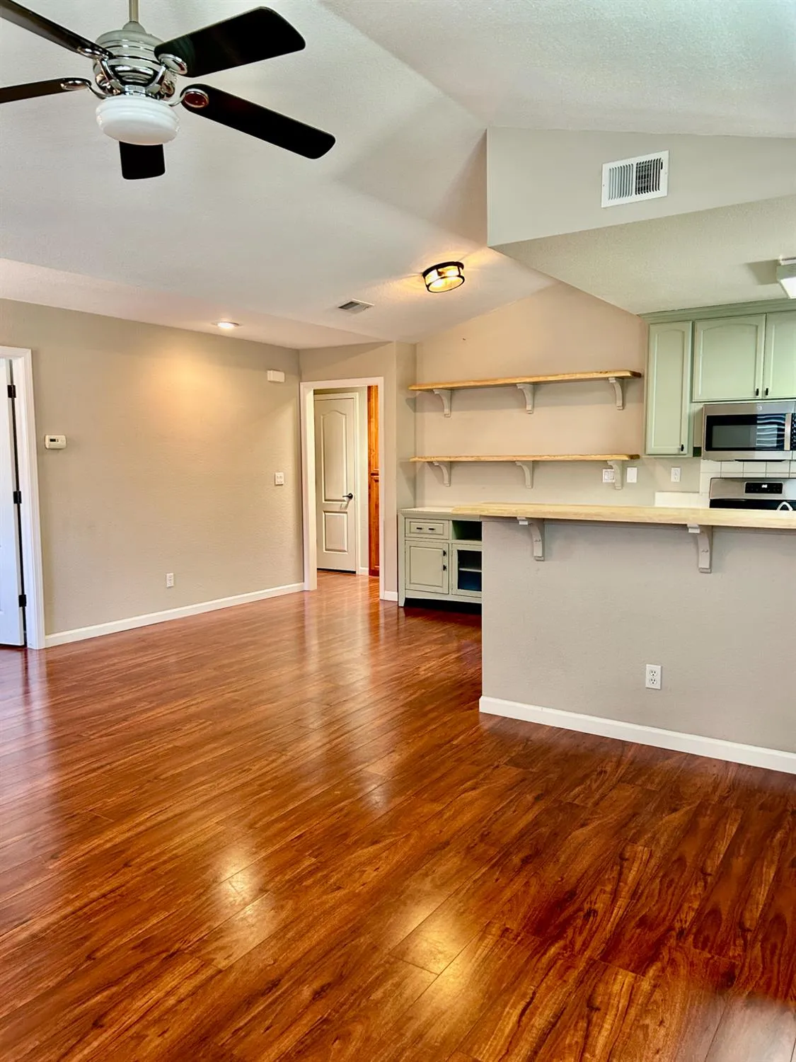 Property Slideshow image 39 of 43 | 677 village dr, Galt, CA, 95632