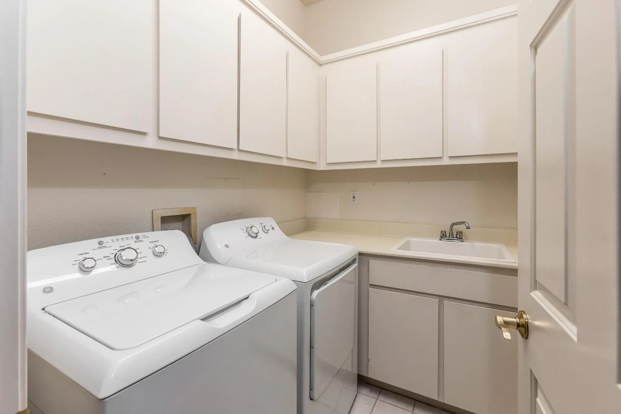 Property Slideshow image 10 of 24 | 8853 wine valley cir, San Jose, CA, 95135