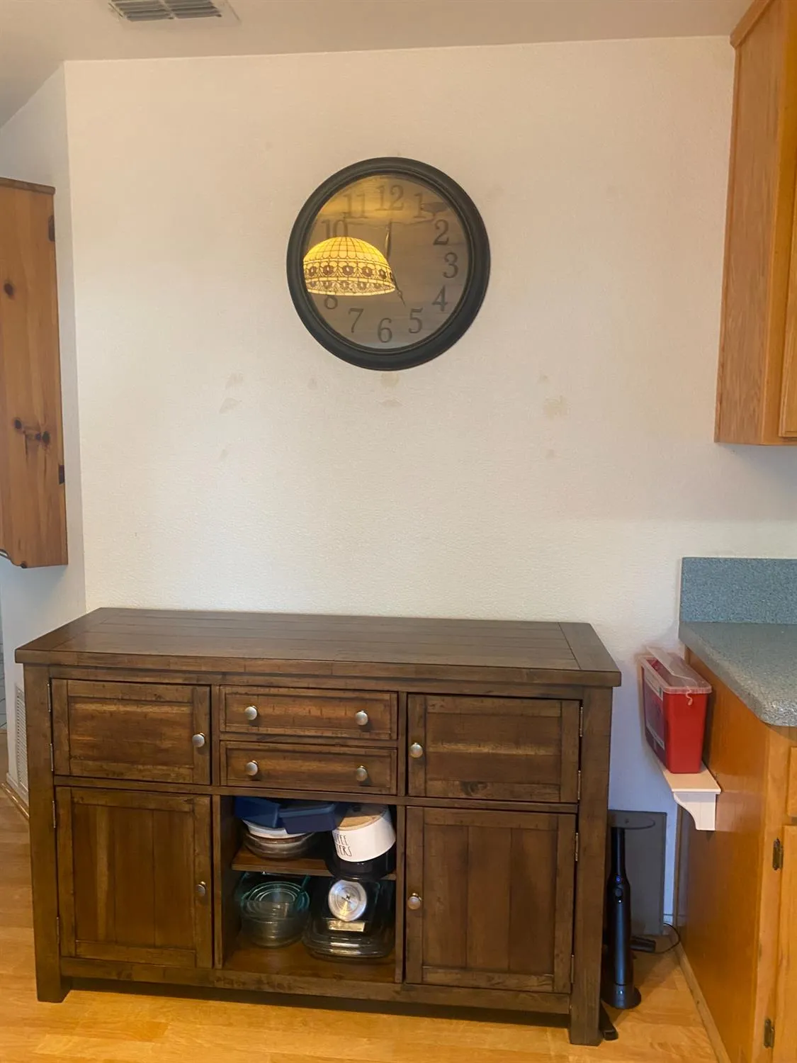 Property Slideshow image 21 of 63 | 7566 sunmore ln, Sacramento, CA, 95828