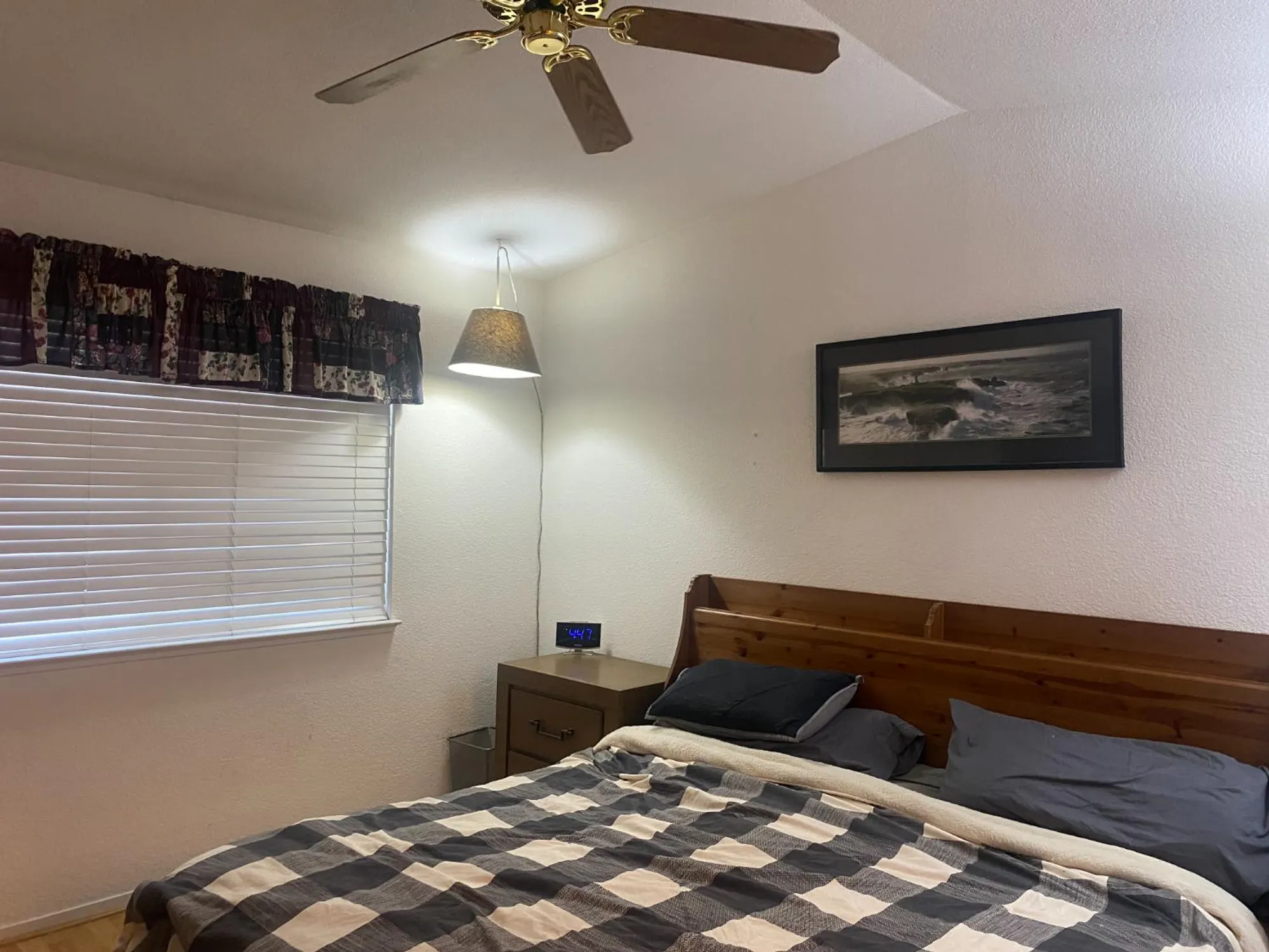 Property Slideshow image 11 of 63 | 7566 sunmore ln, Sacramento, CA, 95828