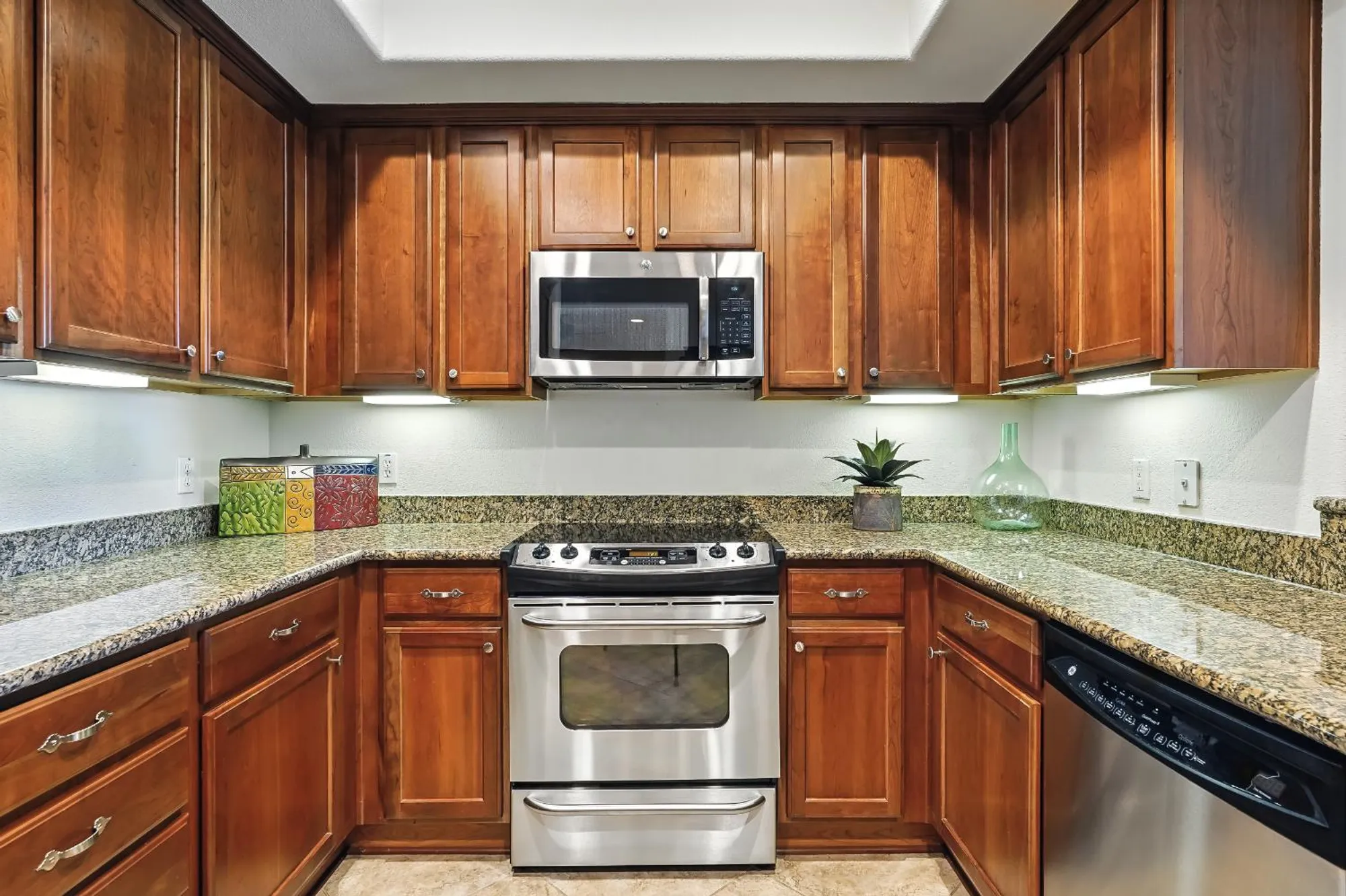 Property Slideshow image 17 of 38 | 1500 topanga ln unit 200, Lincoln, CA, 95648