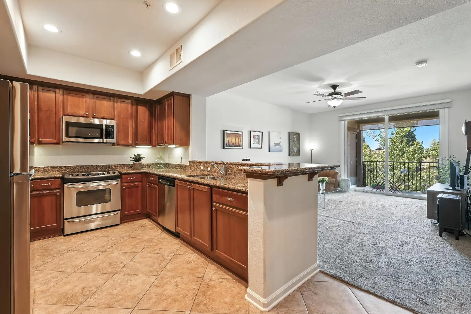 Property Slideshow image 8 of 38 | 1500 topanga ln unit 200, Lincoln, CA, 95648